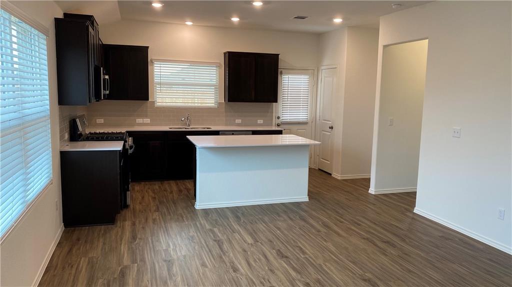 340 Escondido Cir, San Marcos, TX 78666