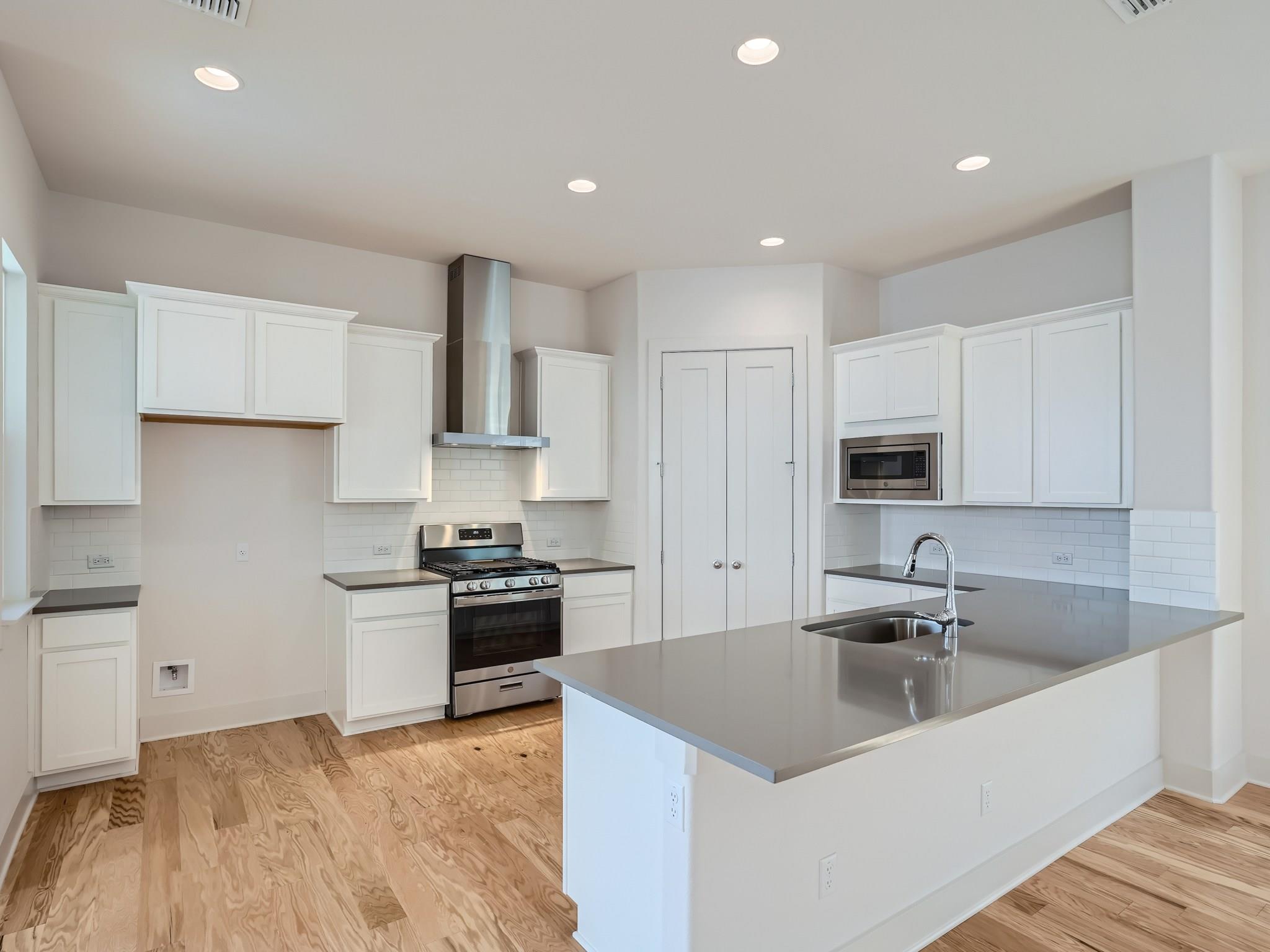 1531 N Red Bud Ln # 37, Round Rock, TX 78665