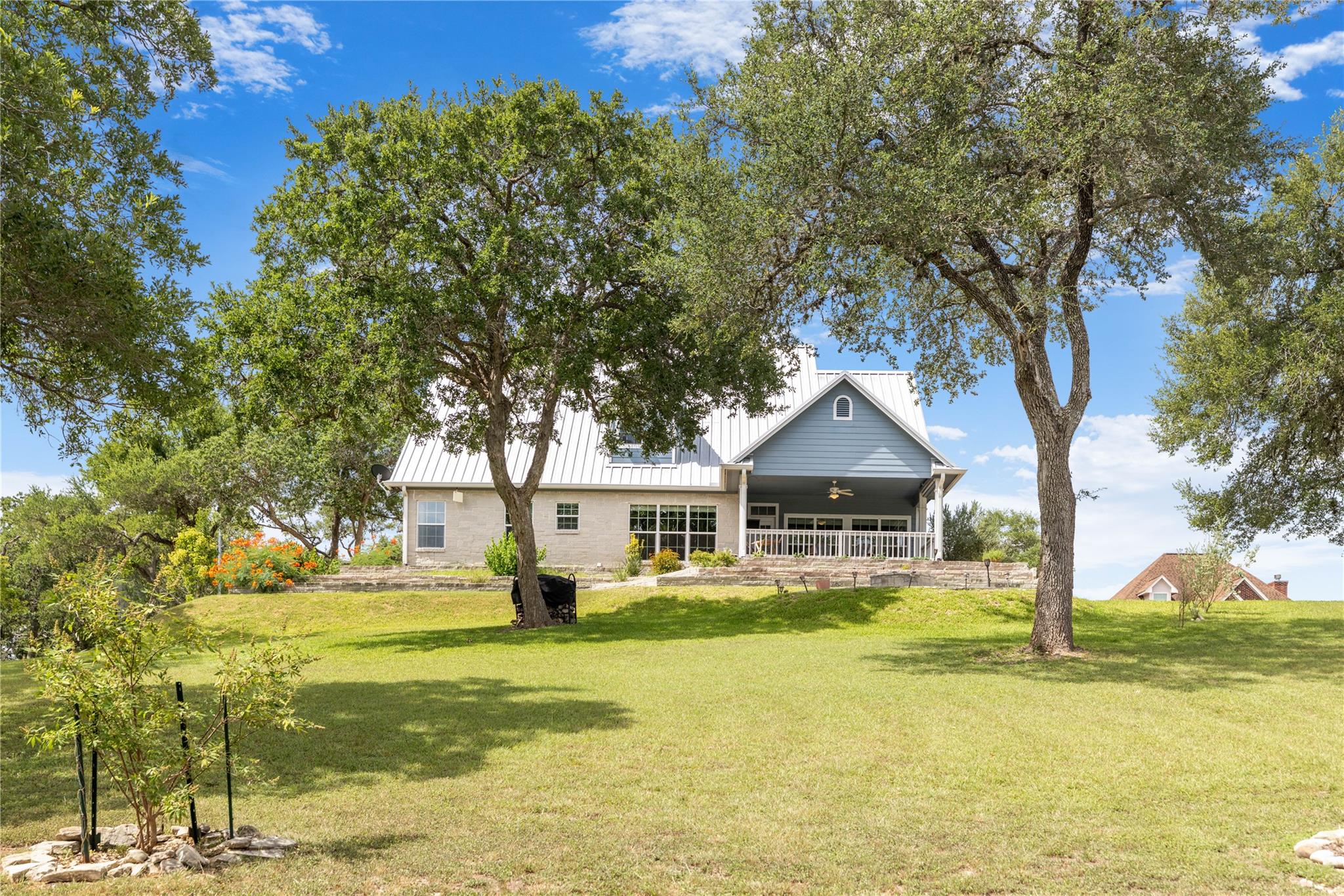 111 Kathleen Ave, La Grange, TX 78945