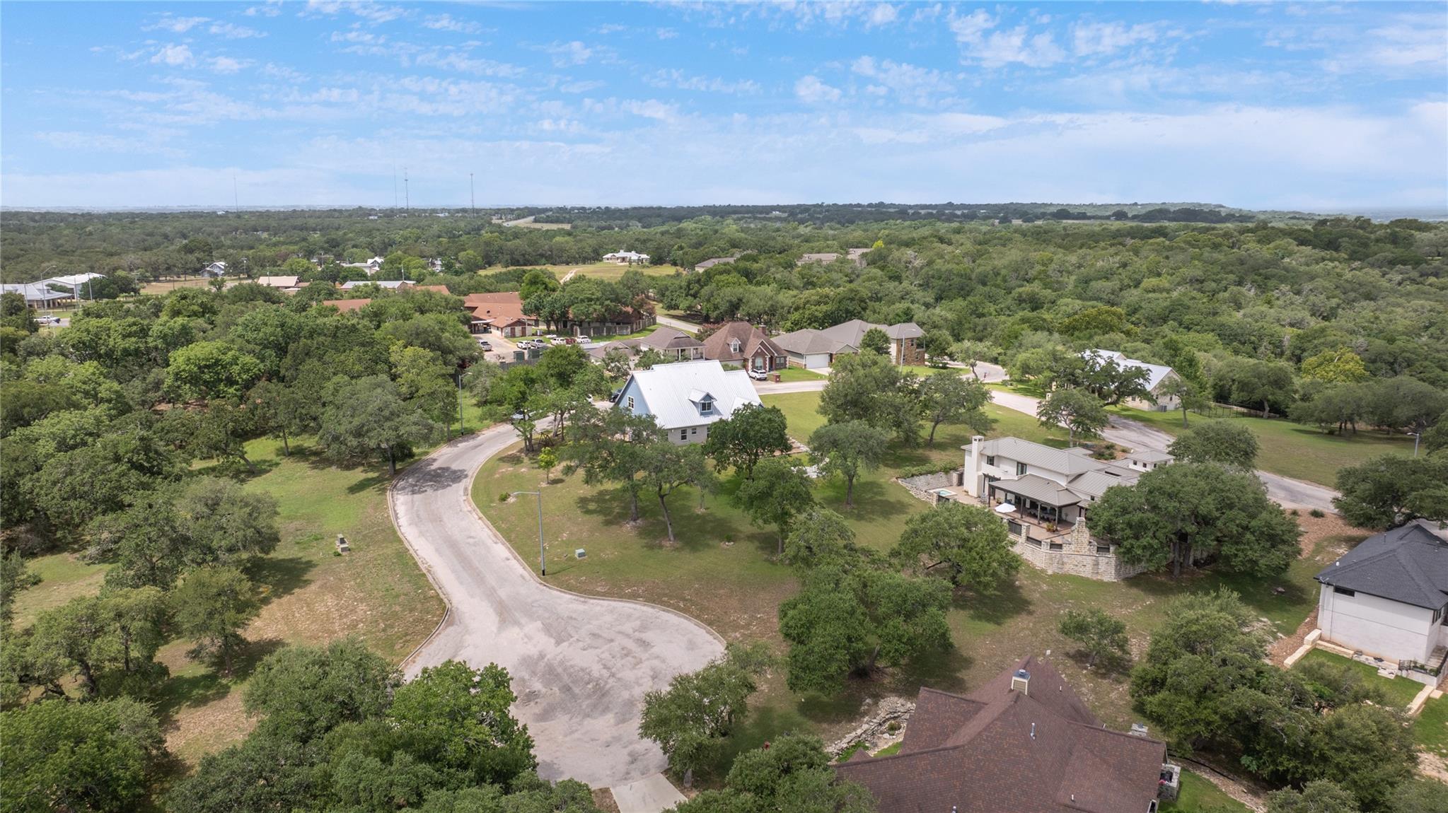 111 Kathleen Ave, La Grange, TX 78945