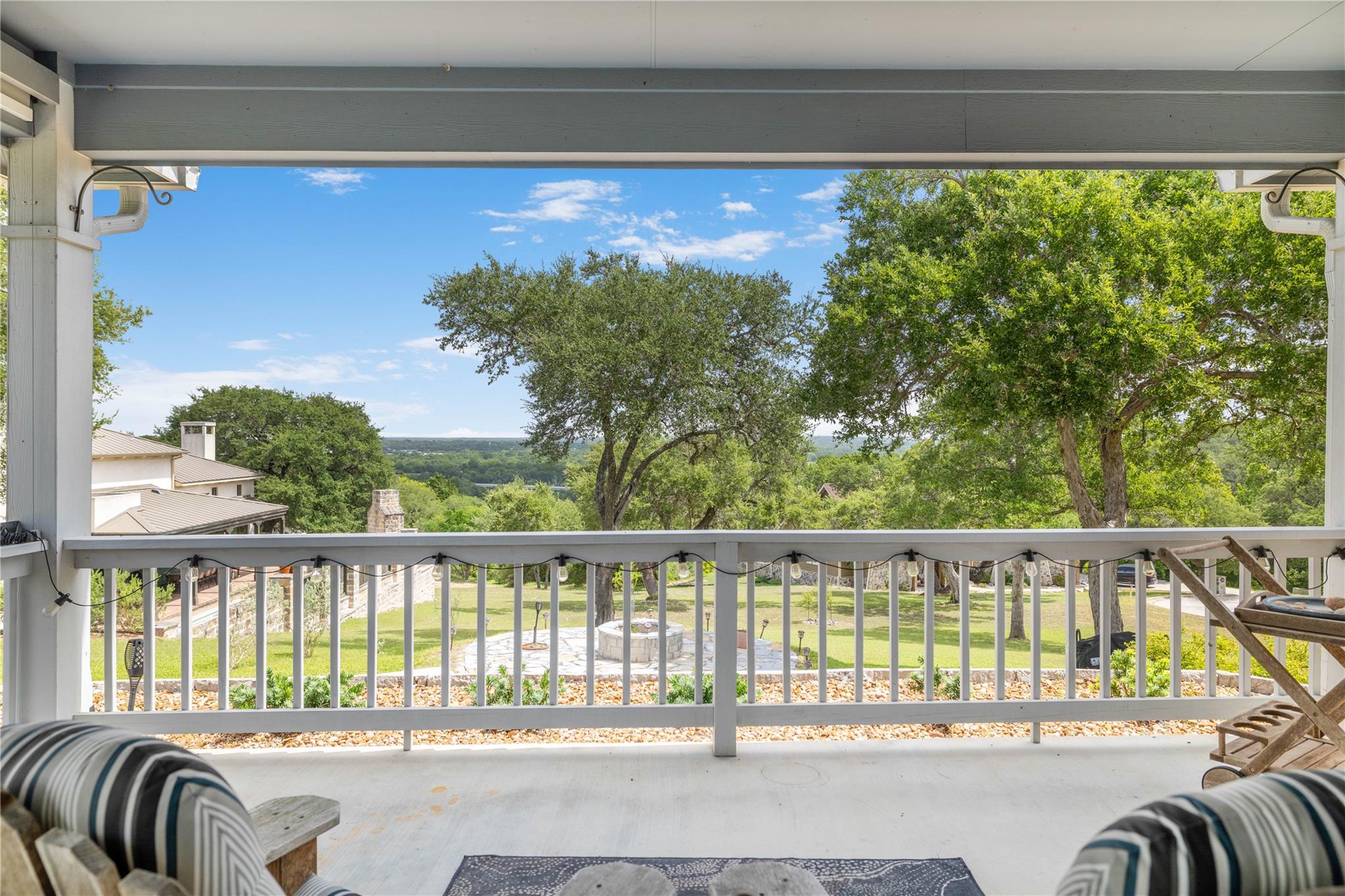 111 Kathleen Ave, La Grange, TX 78945