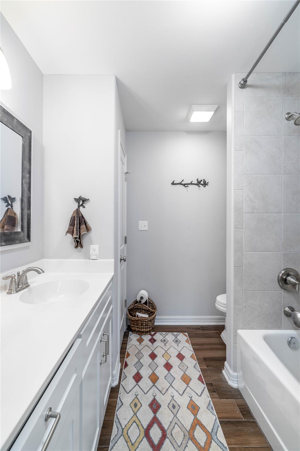 111 Kathleen Ave, La Grange, TX 78945