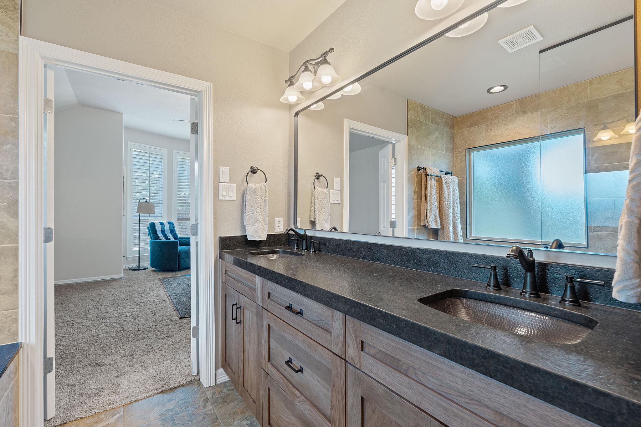 2634 Plantation Dr, Round Rock, TX 78681