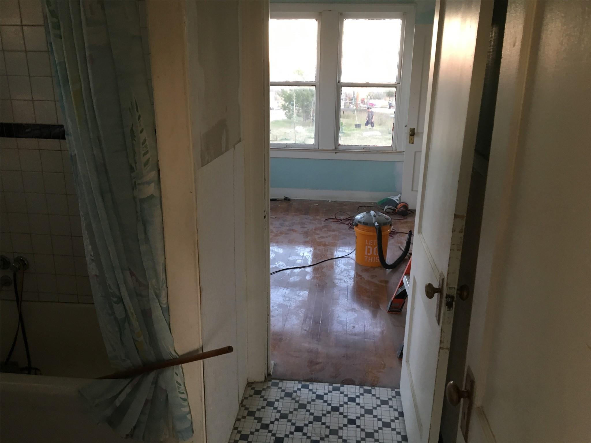 Niederwald, TX 78640