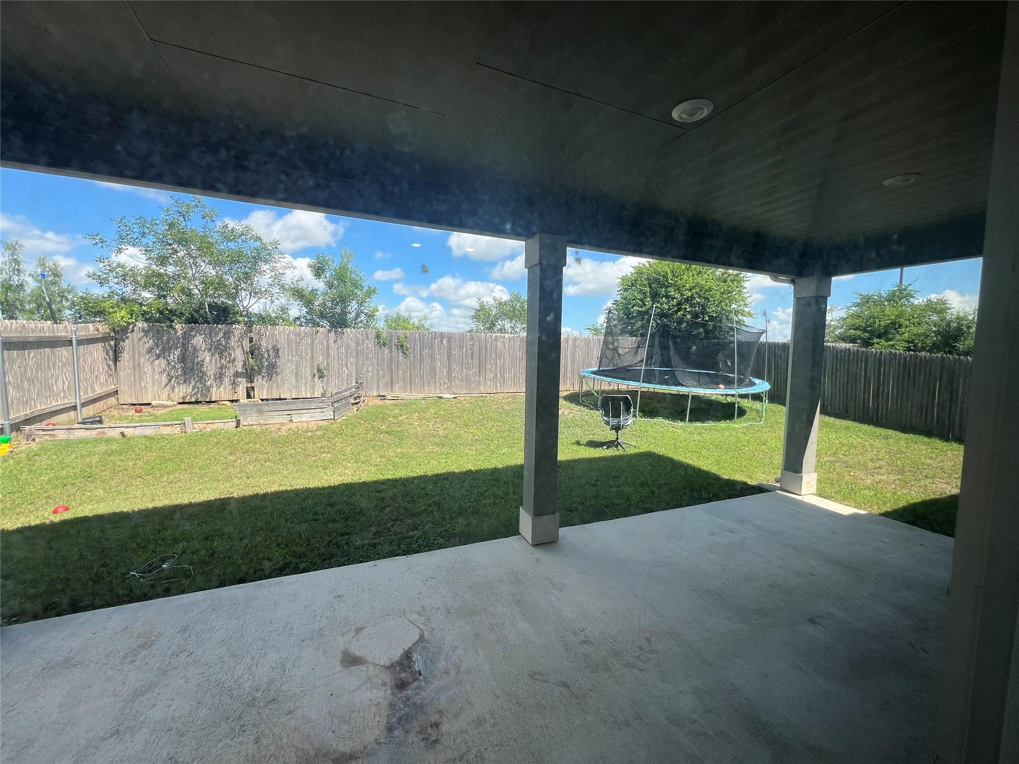 112 W Point Way, Elgin, TX 78621