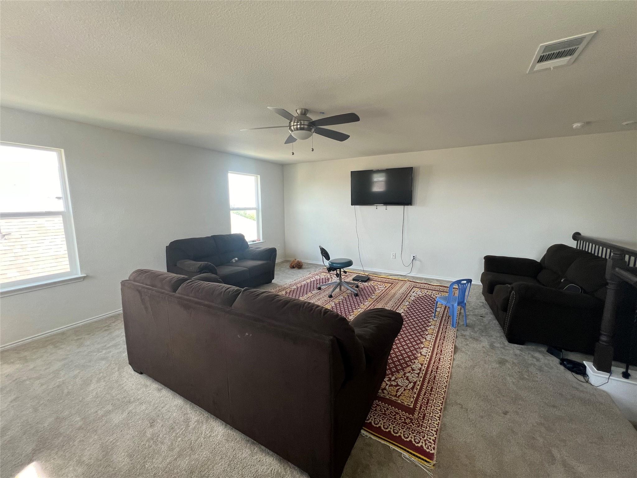 112 W Point Way, Elgin, TX 78621