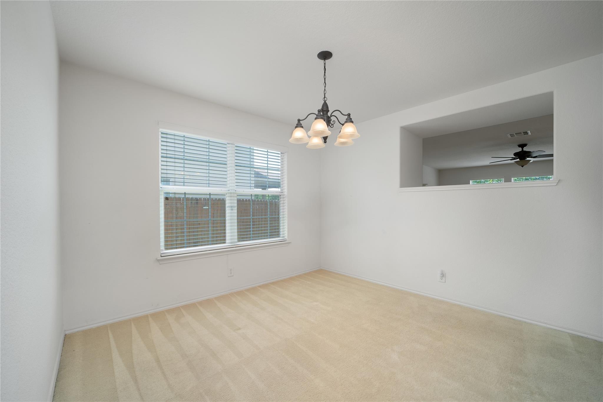 180 Beech Dr, Kyle, TX 78640