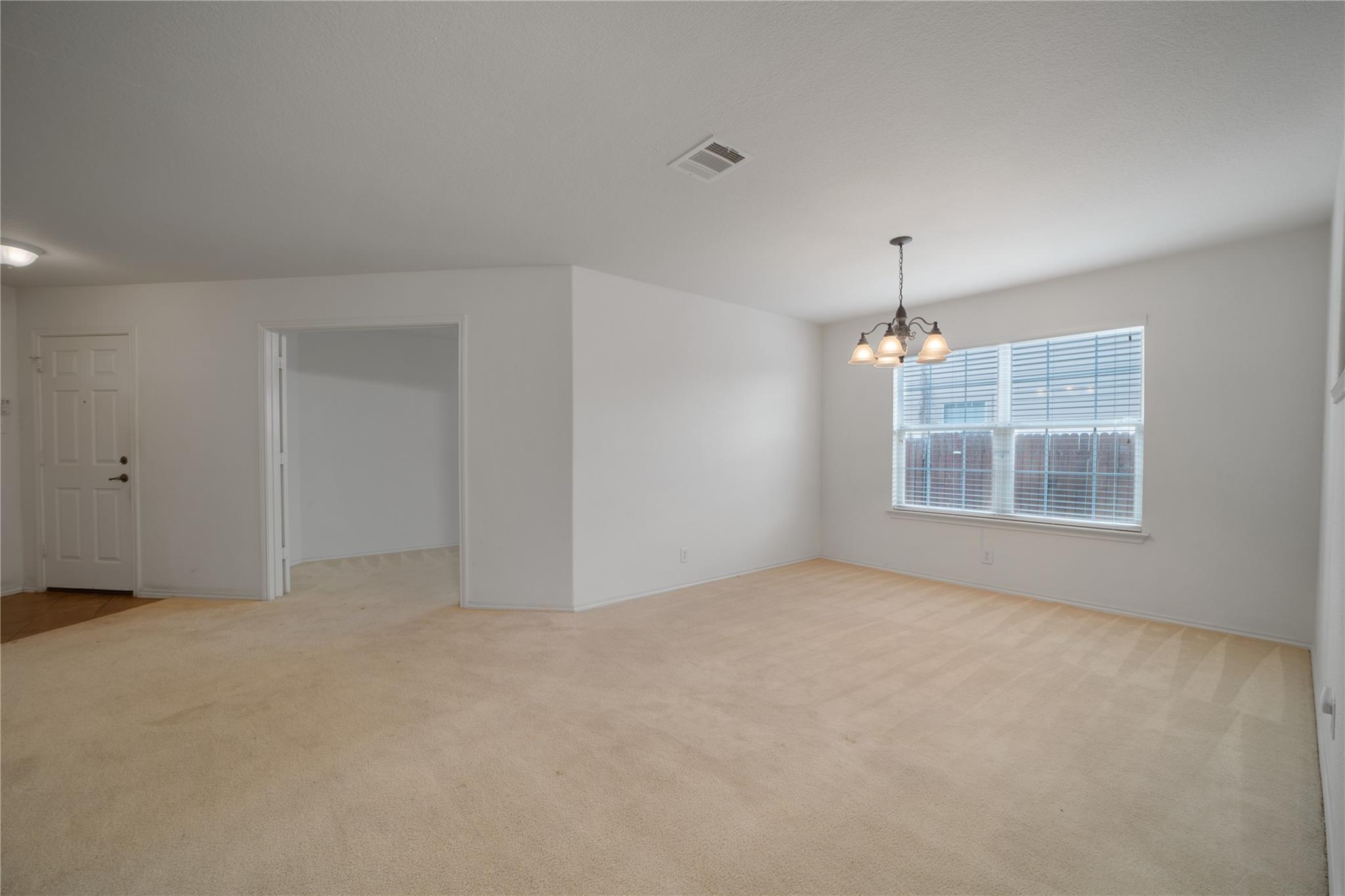 180 Beech Dr, Kyle, TX 78640