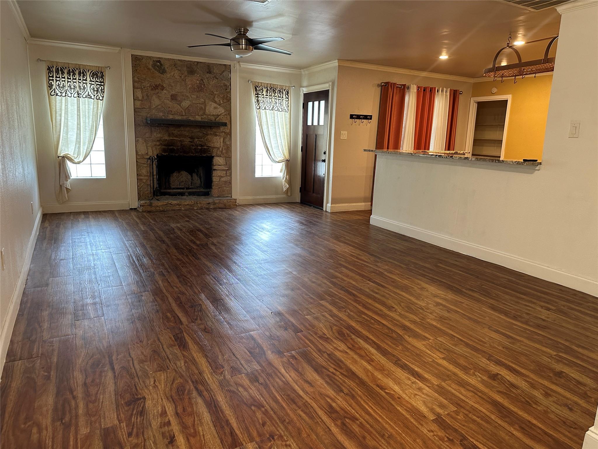 6004 Palm Cir, Austin, TX 78741
