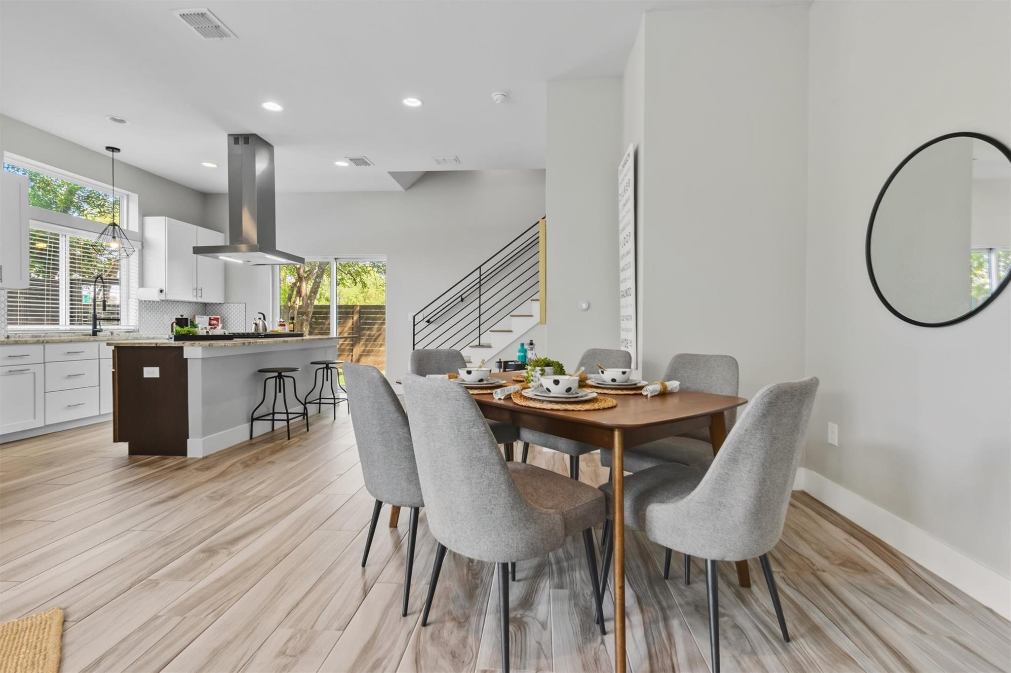 5609 Tura Ln # A, Austin, TX 78721