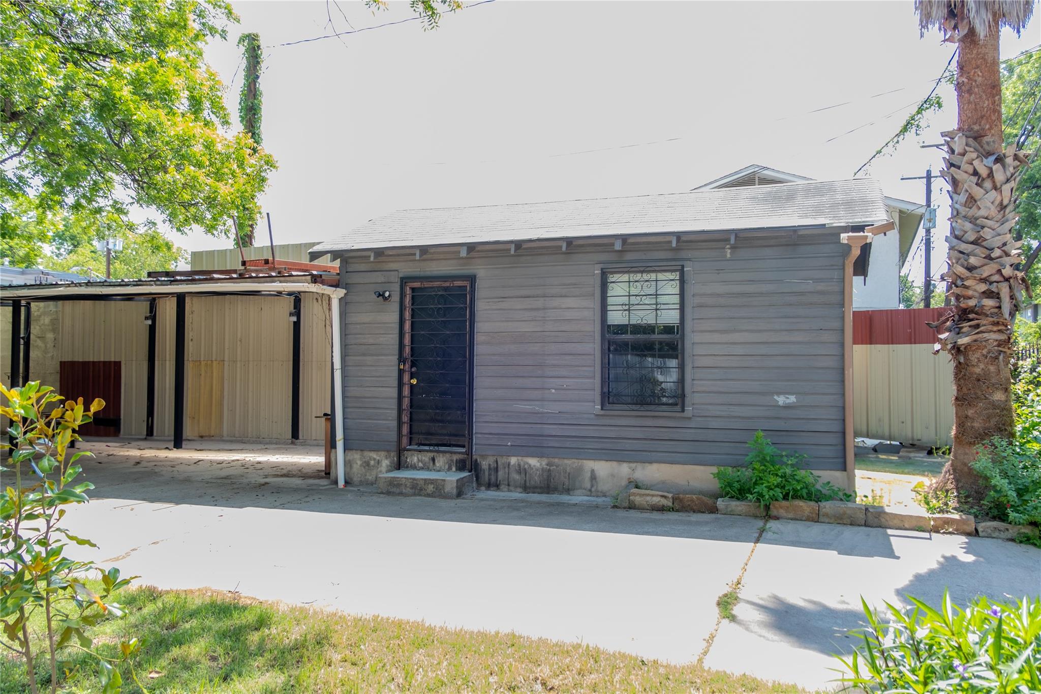 2607 E Cesar Chavez St E, Austin, TX 78702
