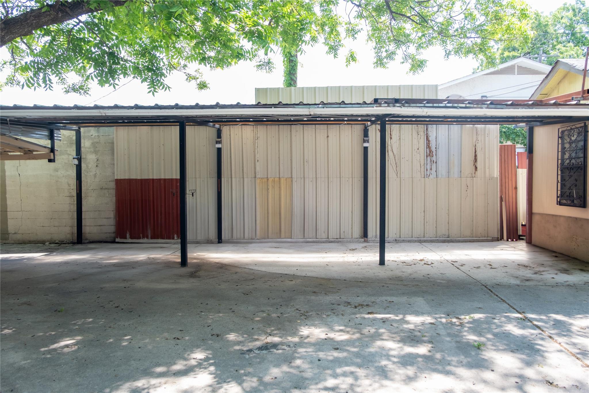 2607 E Cesar Chavez St E, Austin, TX 78702