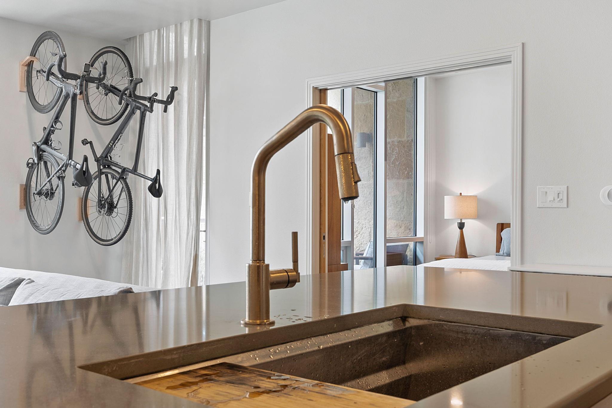 1600 Barton Springs Rd # 2102, Austin, TX 78704