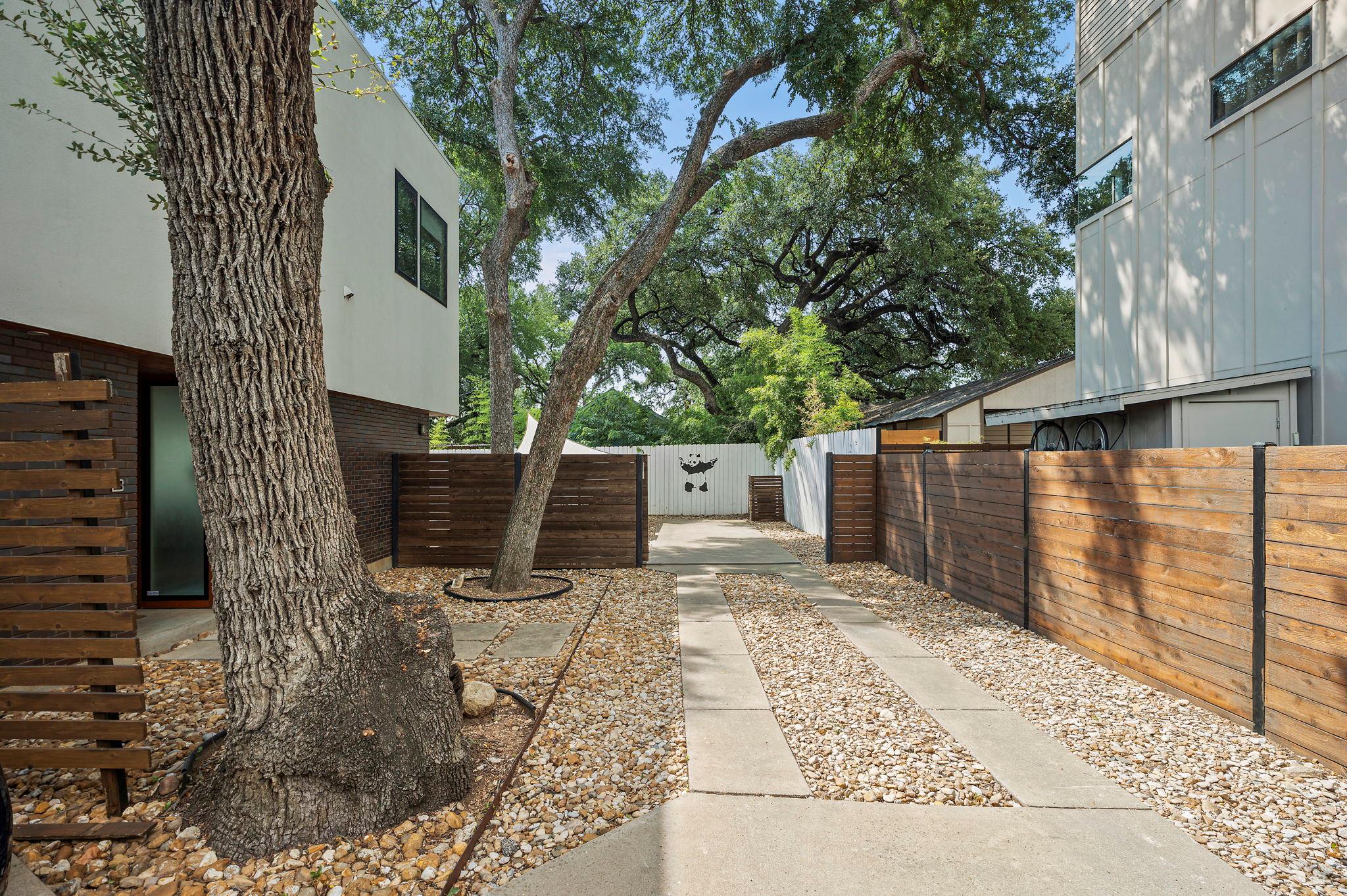 2017 Kinney Ave # B, Austin, TX 78704