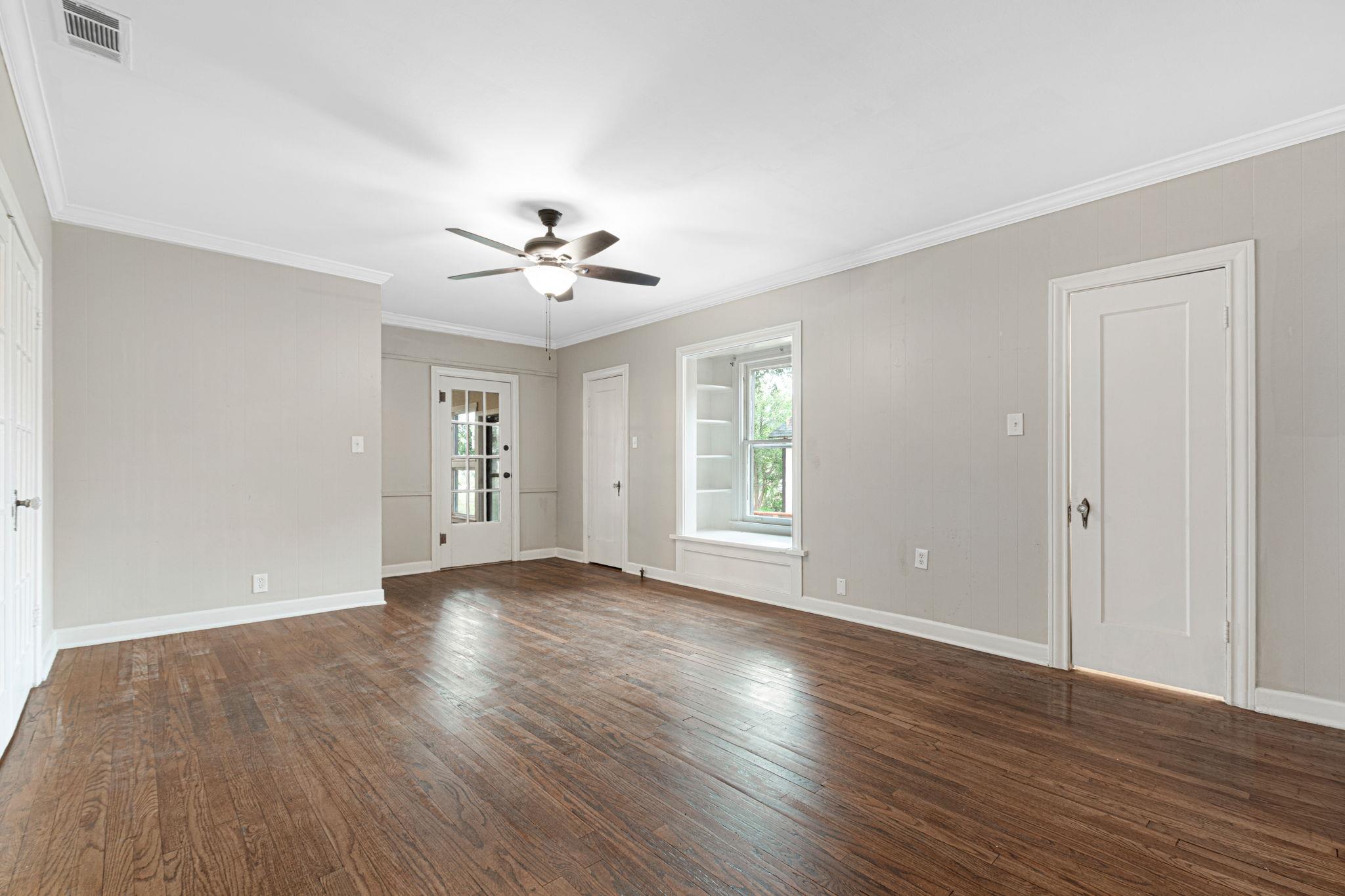 1414 E 4th St, Lampasas, TX 76550