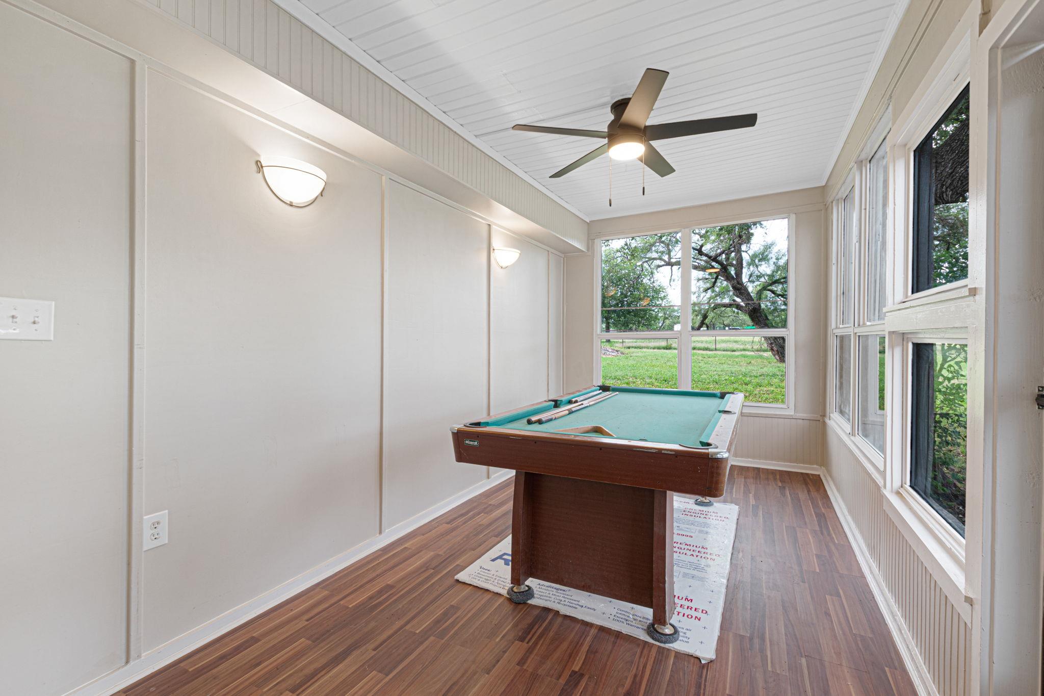 1414 E 4th St, Lampasas, TX 76550