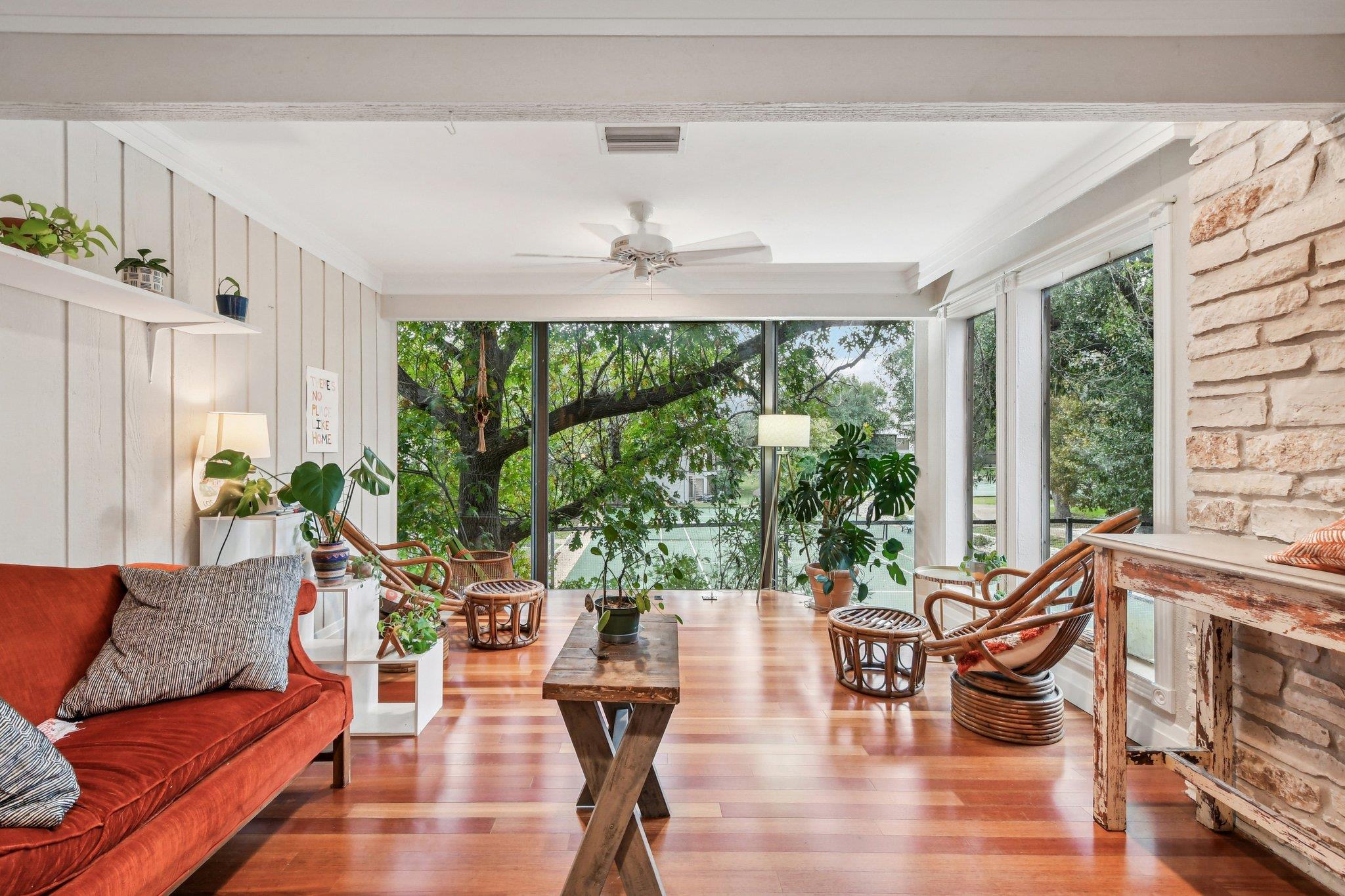 138 World Of Tennis Sq, Lakeway, TX 78738