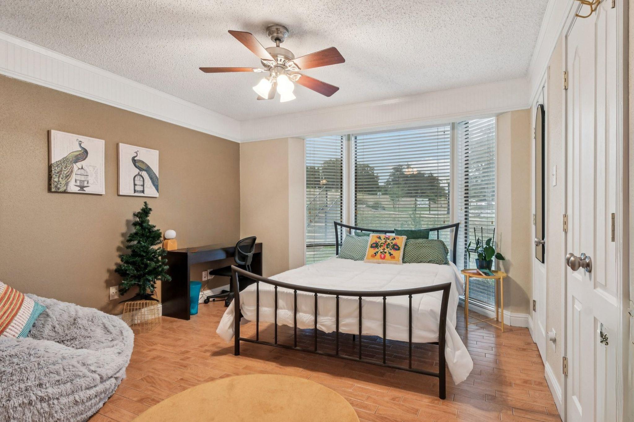 138 World Of Tennis Sq, Lakeway, TX 78738