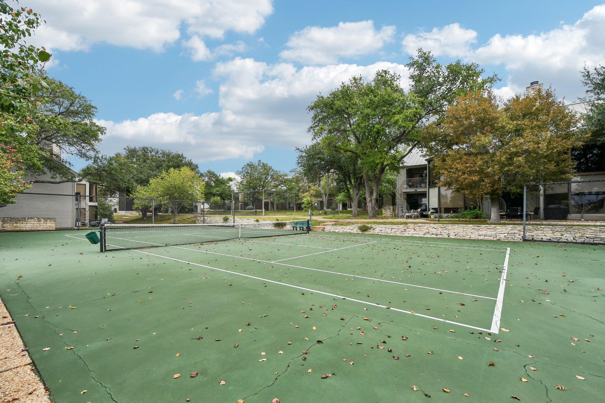 138 World Of Tennis Sq, Lakeway, TX 78738