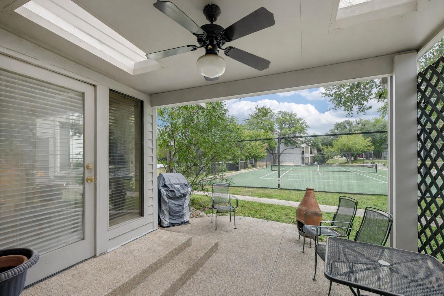 138 World Of Tennis Sq, Lakeway, TX 78738