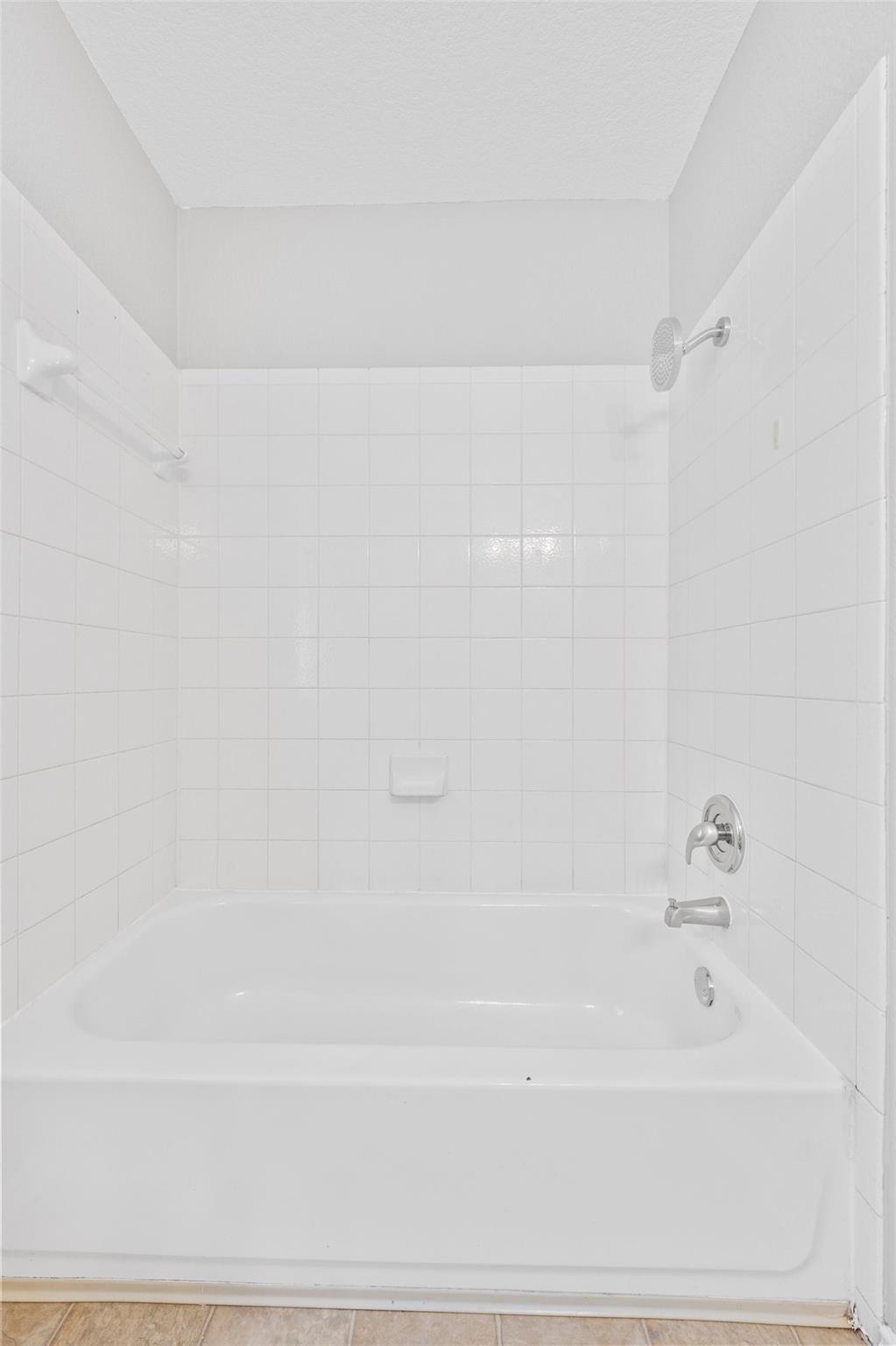 2304 Melissa Oaks Ln, Austin, TX 78744