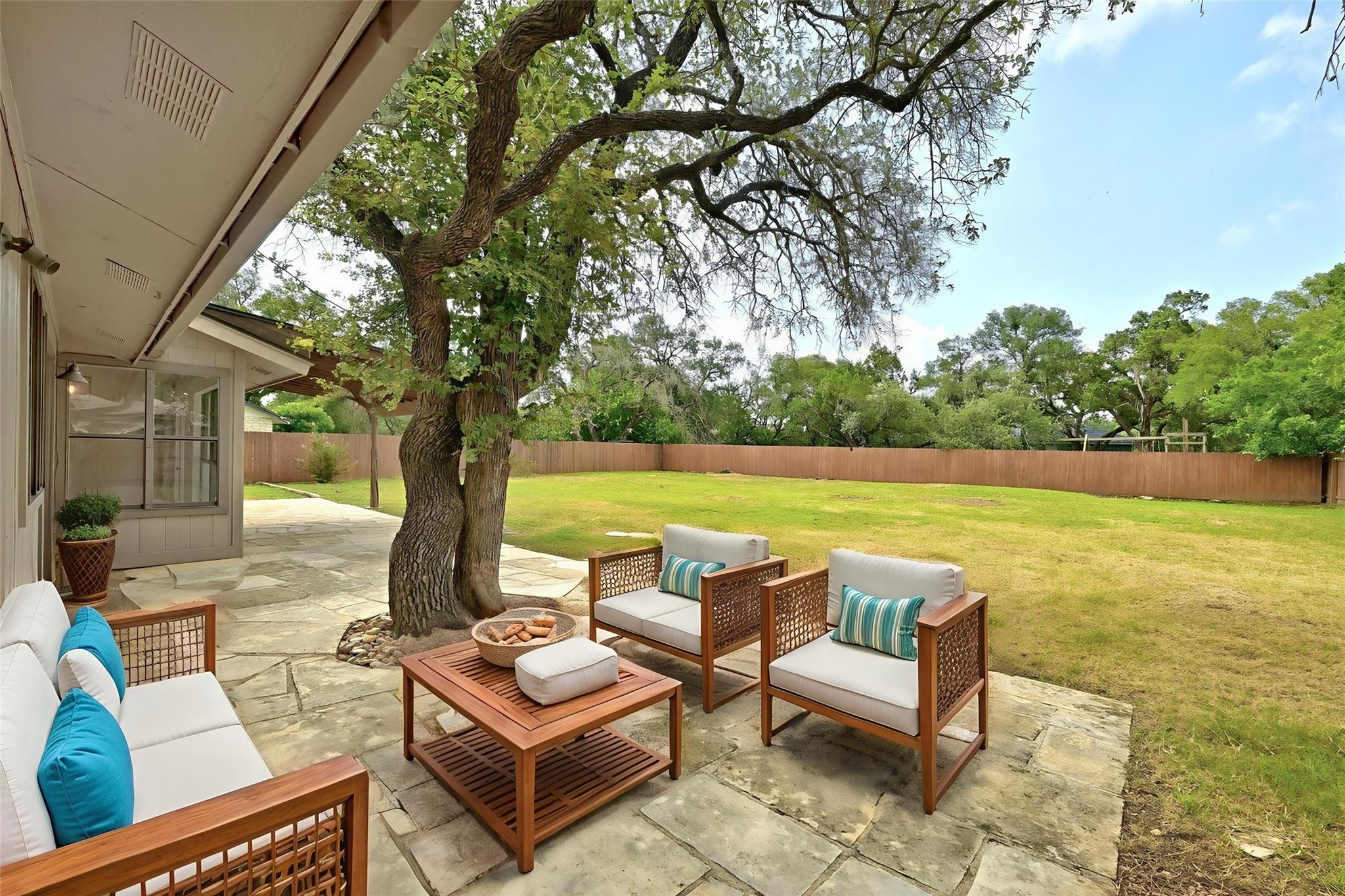 1010 Serenada Dr, Georgetown, TX 78628