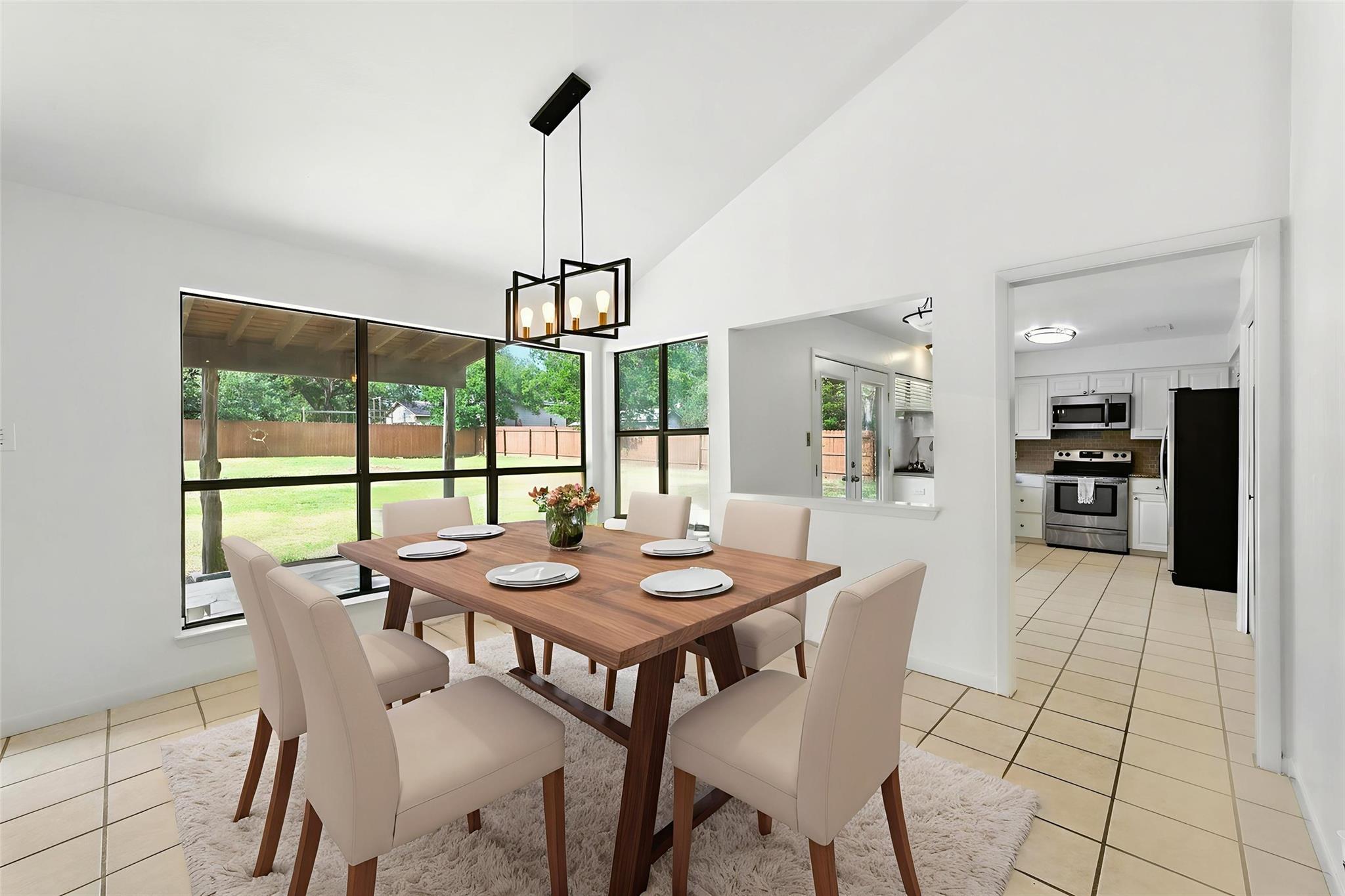 1010 Serenada Dr, Georgetown, TX 78628