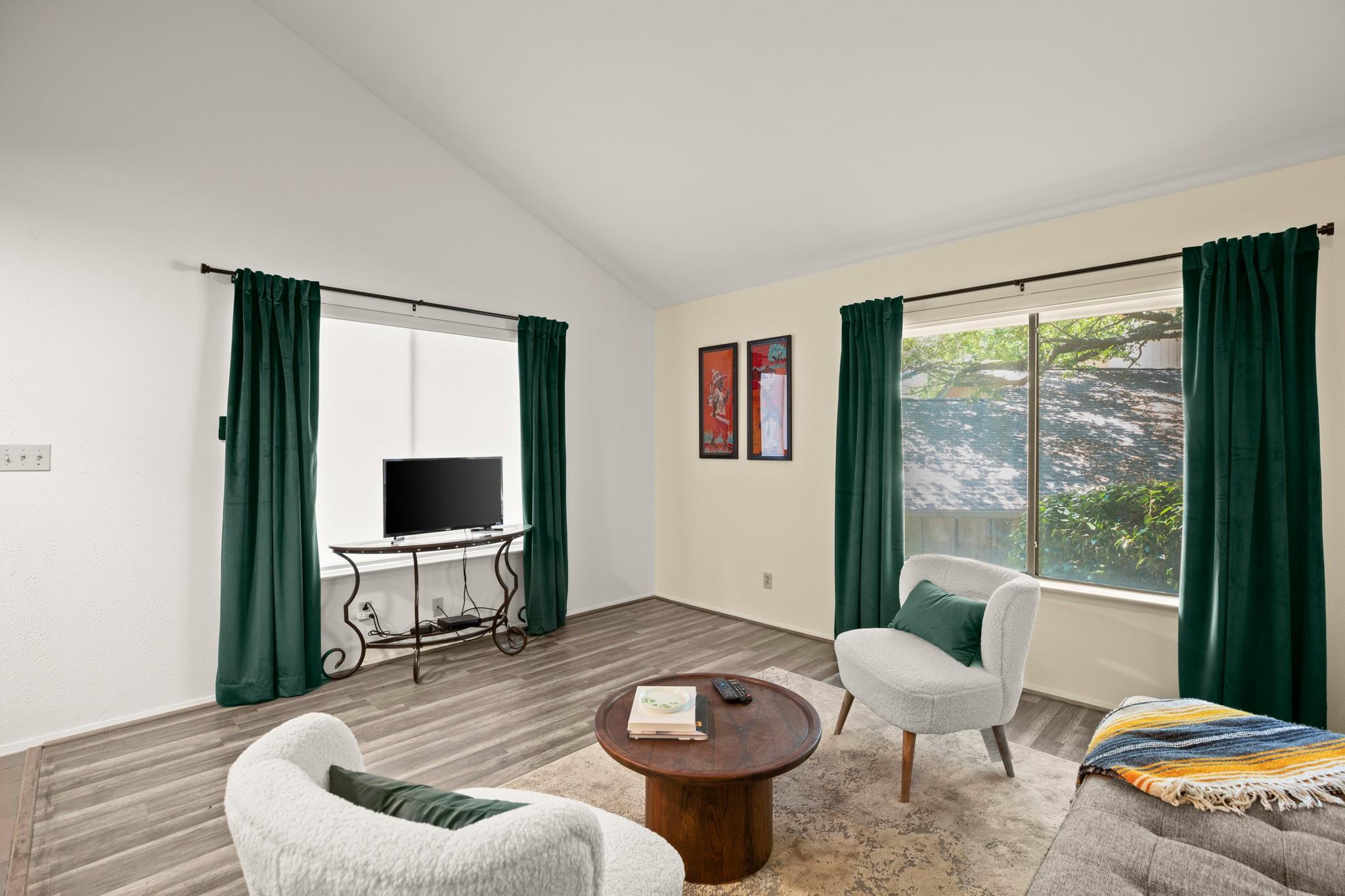 901 Silver Quail Ln, Austin, TX 78758