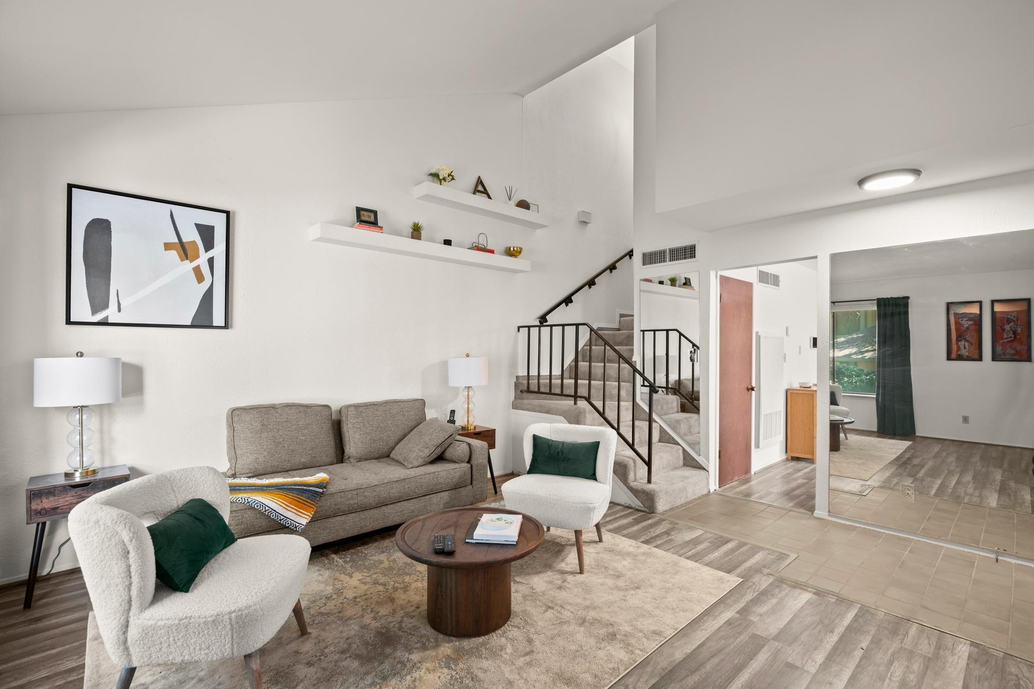 901 Silver Quail Ln, Austin, TX 78758