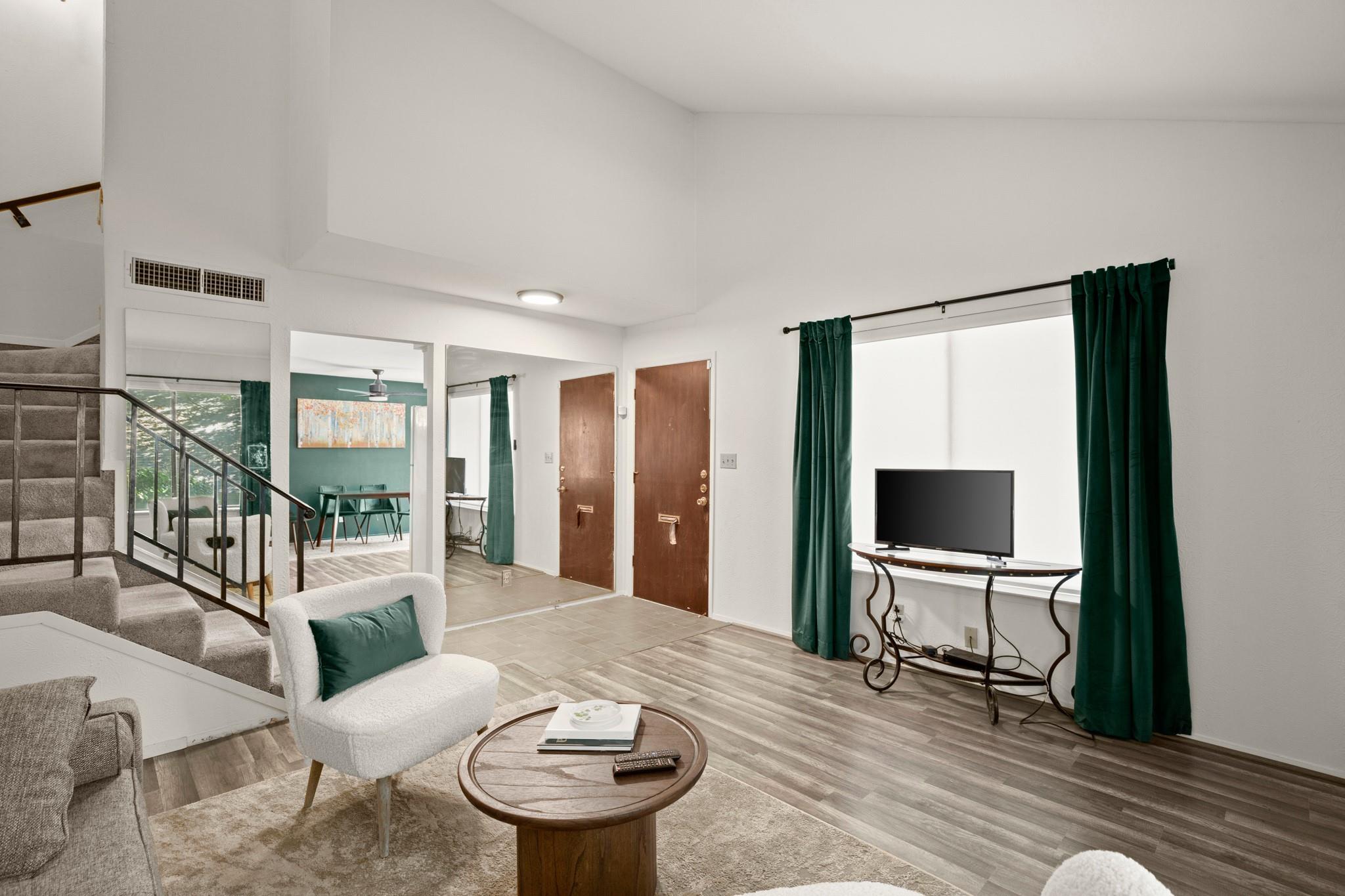 901 Silver Quail Ln, Austin, TX 78758