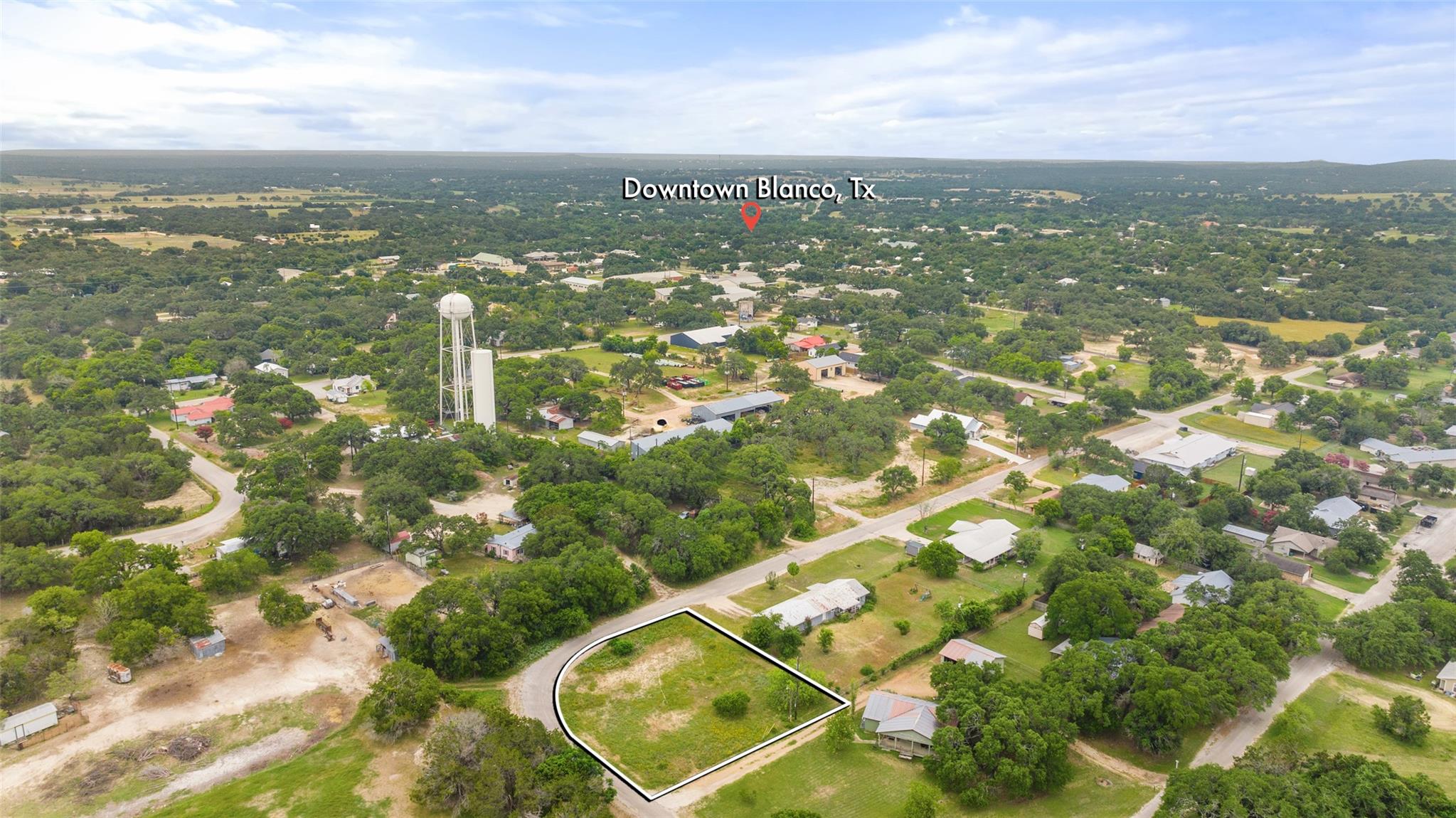 1429 greenlawn Park, Blanco, TX 78606