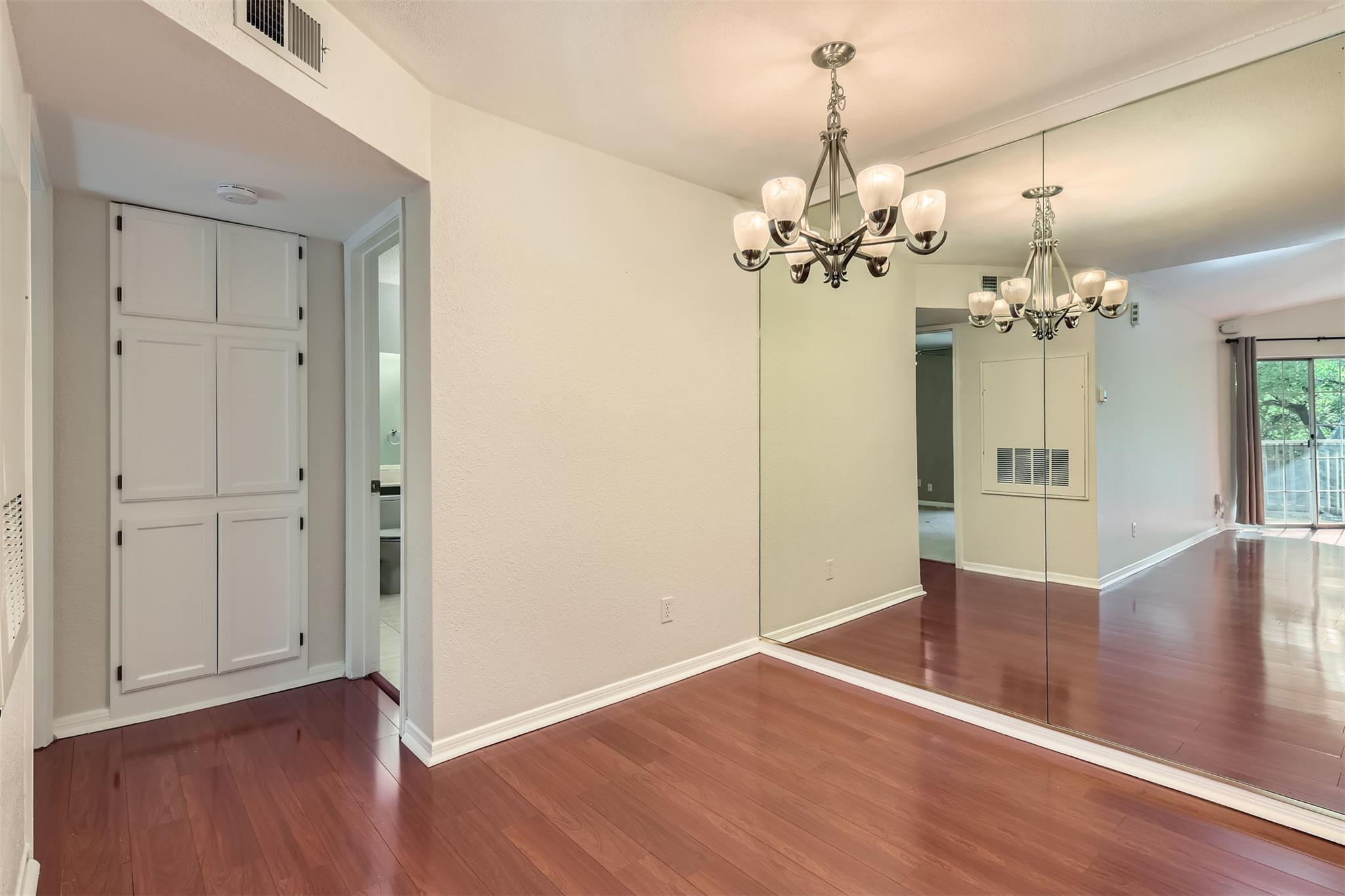 2450 Wickersham Ln # 712, Austin, TX 78741