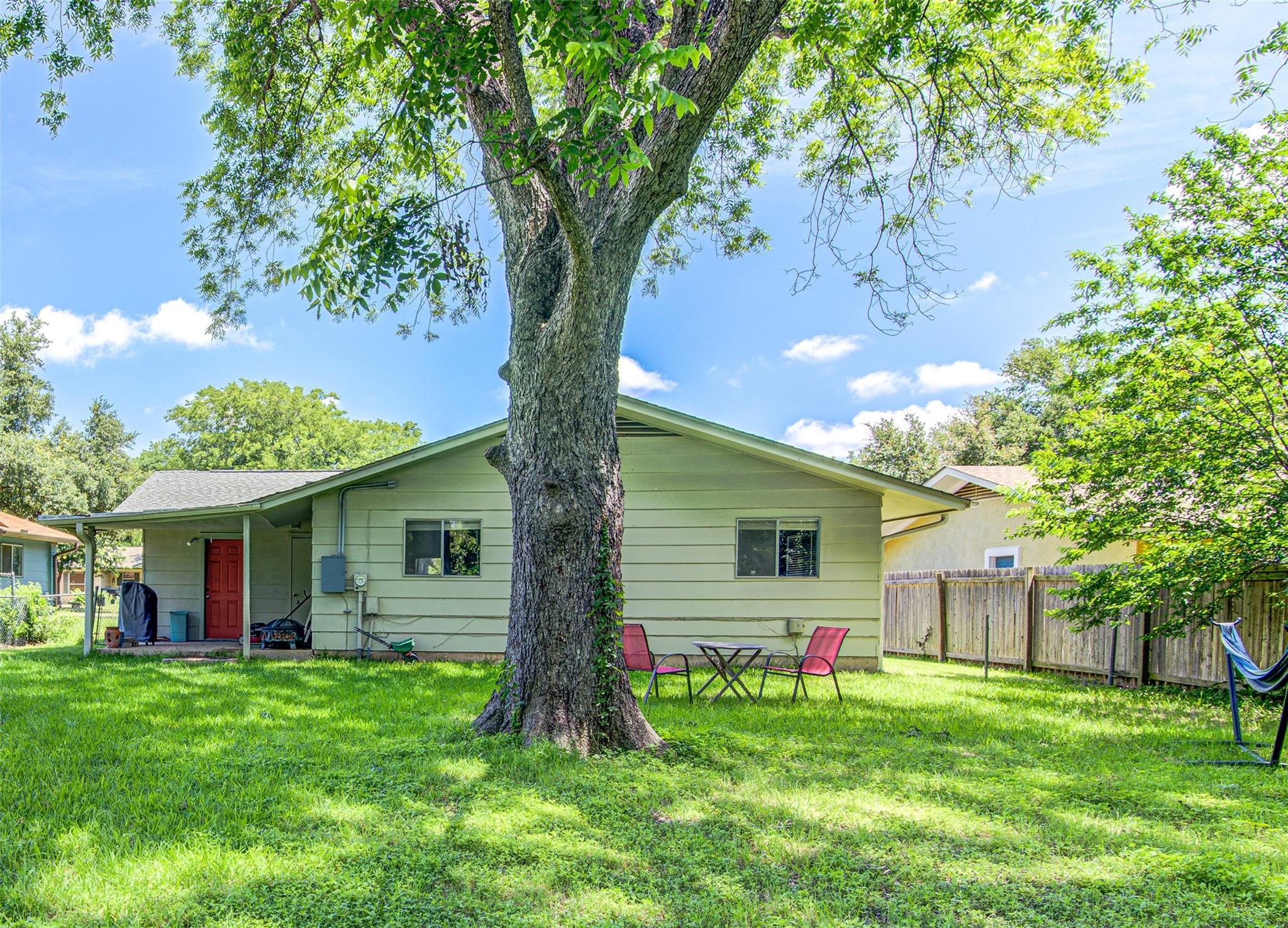 807 Hill Wood Dr, Austin, TX 78745