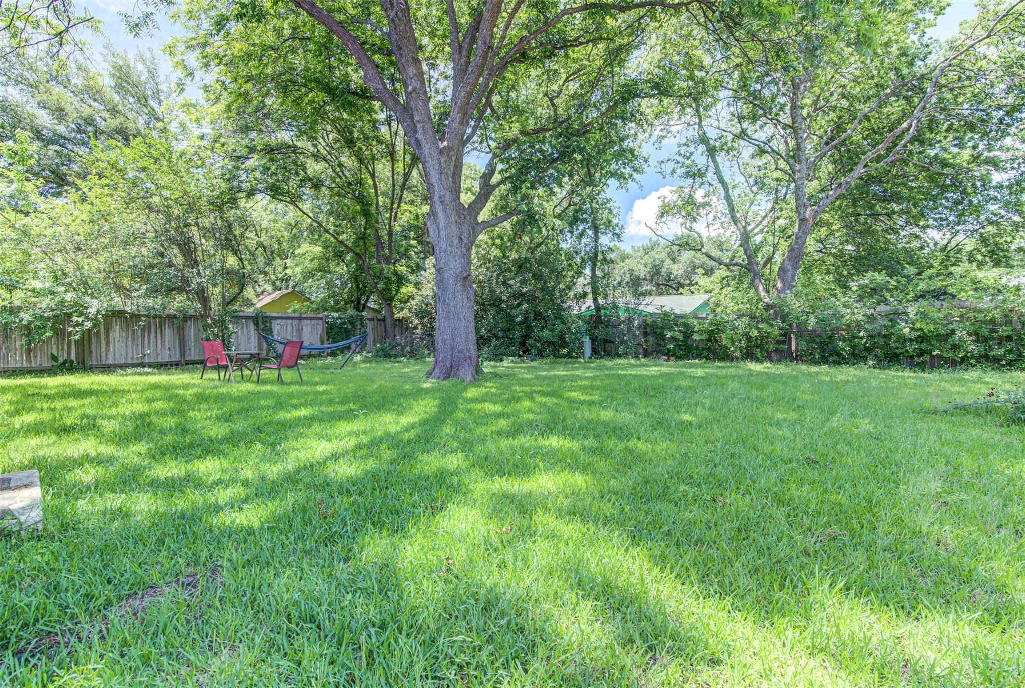 807 Hill Wood Dr, Austin, TX 78745