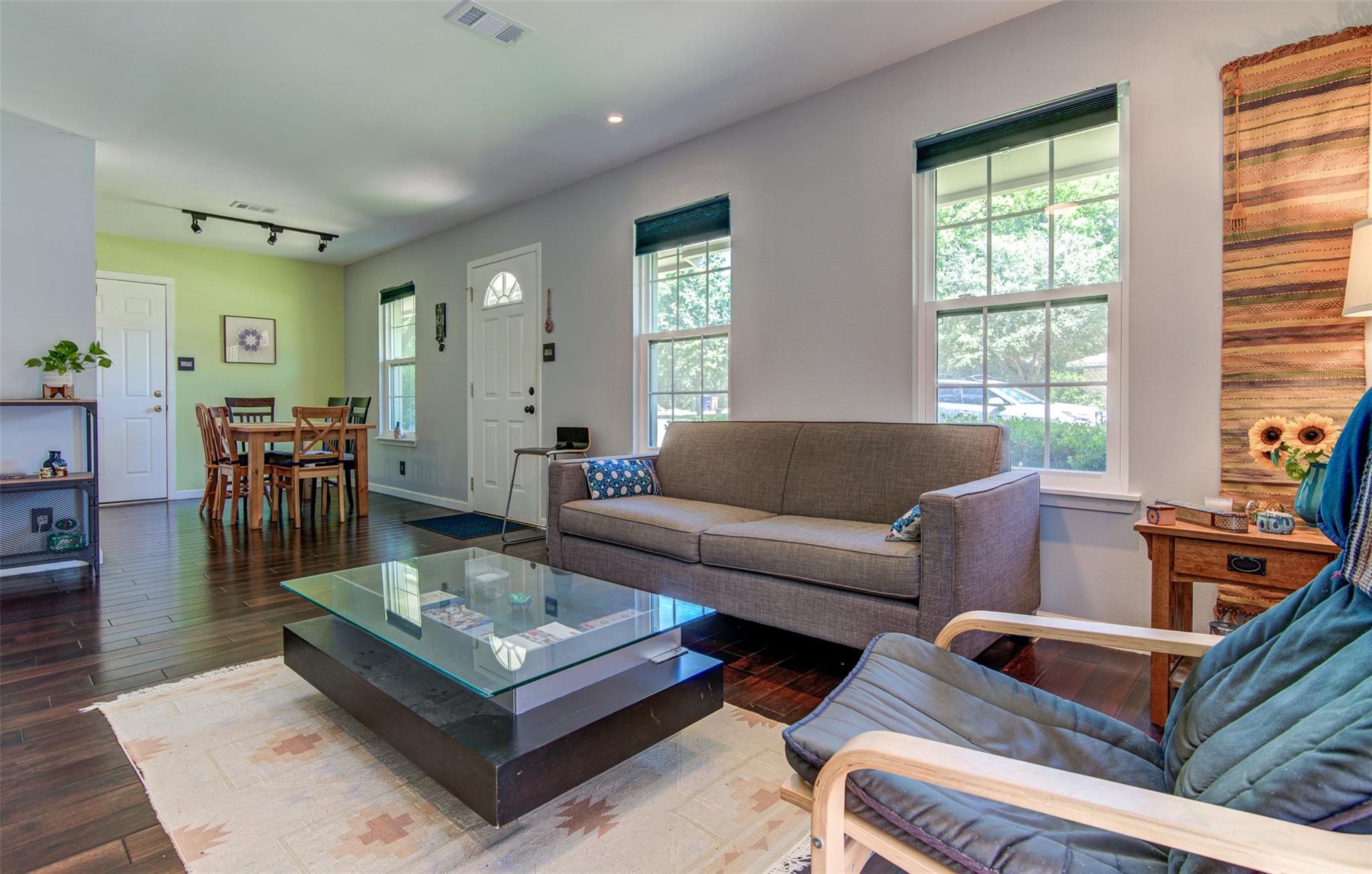 807 Hill Wood Dr, Austin, TX 78745