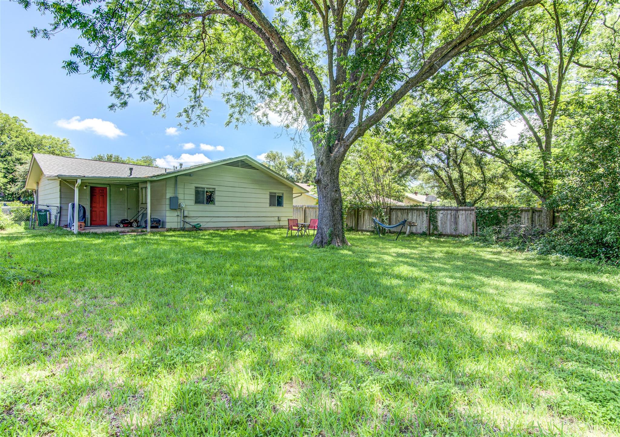 807 Hill Wood Dr, Austin, TX 78745