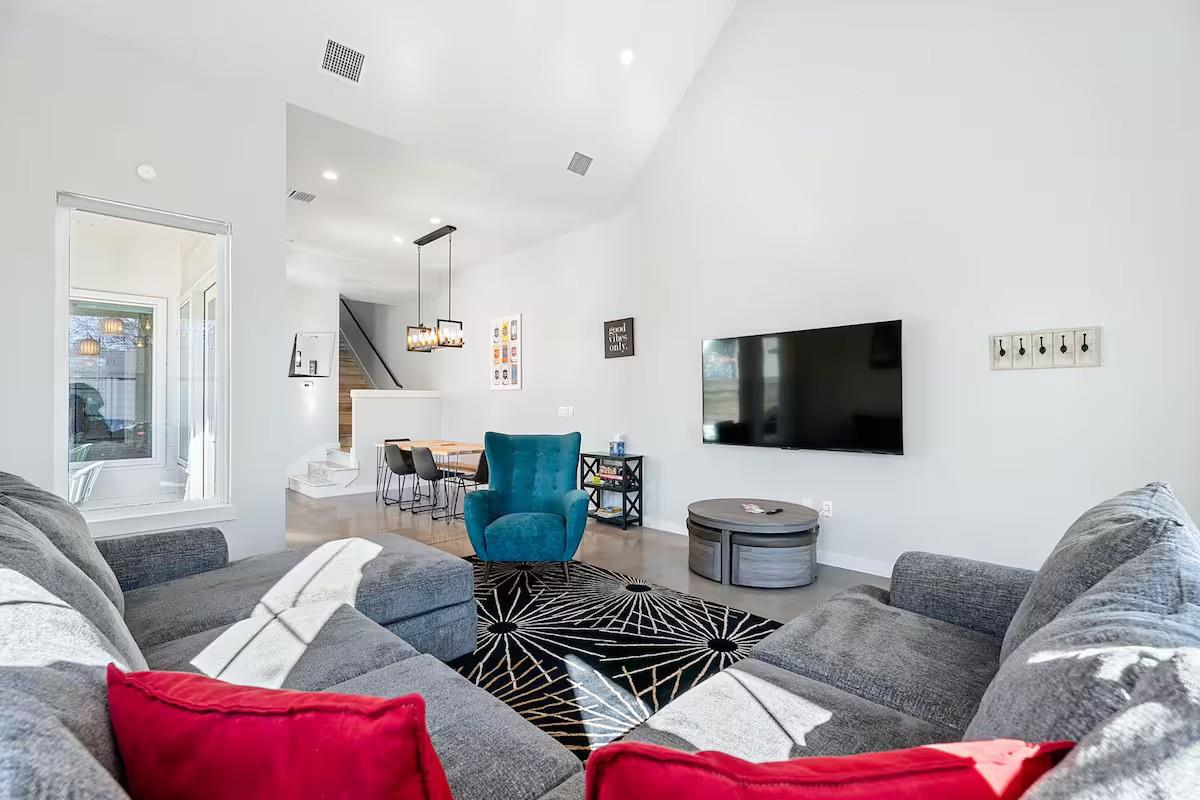 4314 Jinx Ave # A, Austin, TX 78745