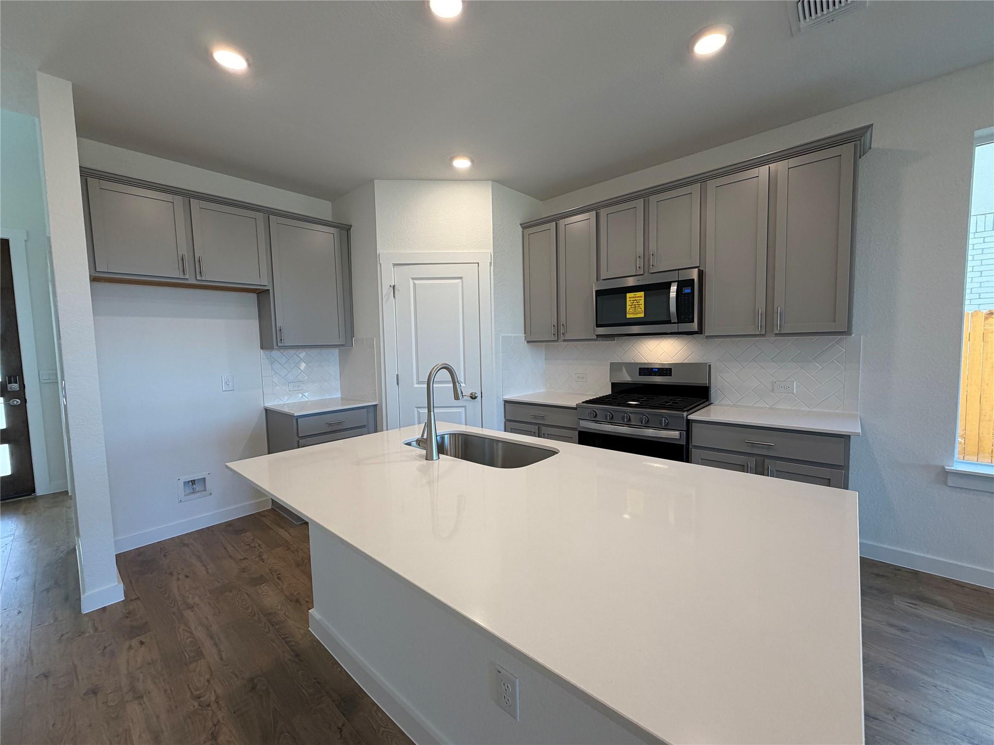 1913 Crooked Creek St, Leander, TX 78641