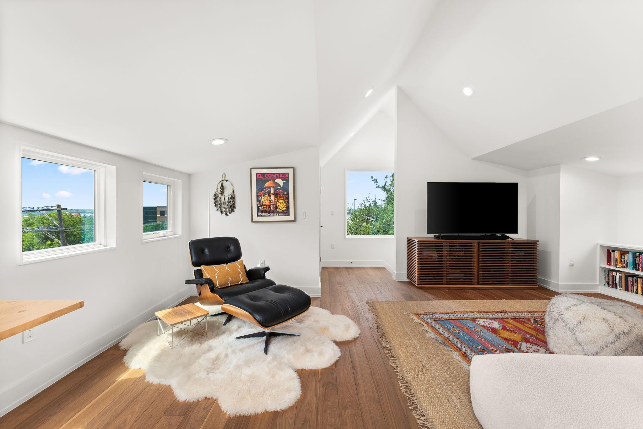 606 Augusta Ave # 1, Austin, TX 78703