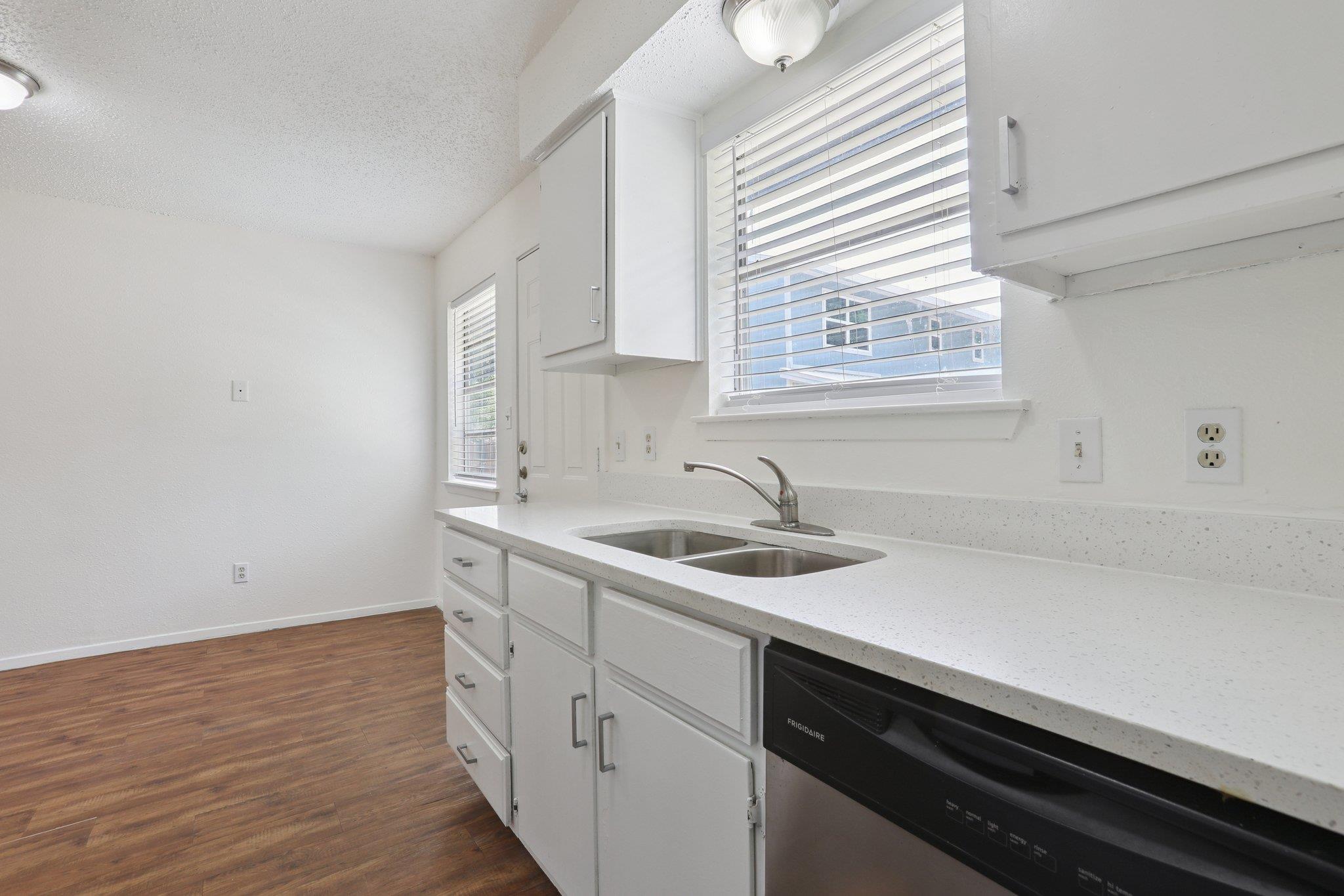 1811 Mearns Meadow Blvd # B, Austin, TX 78758