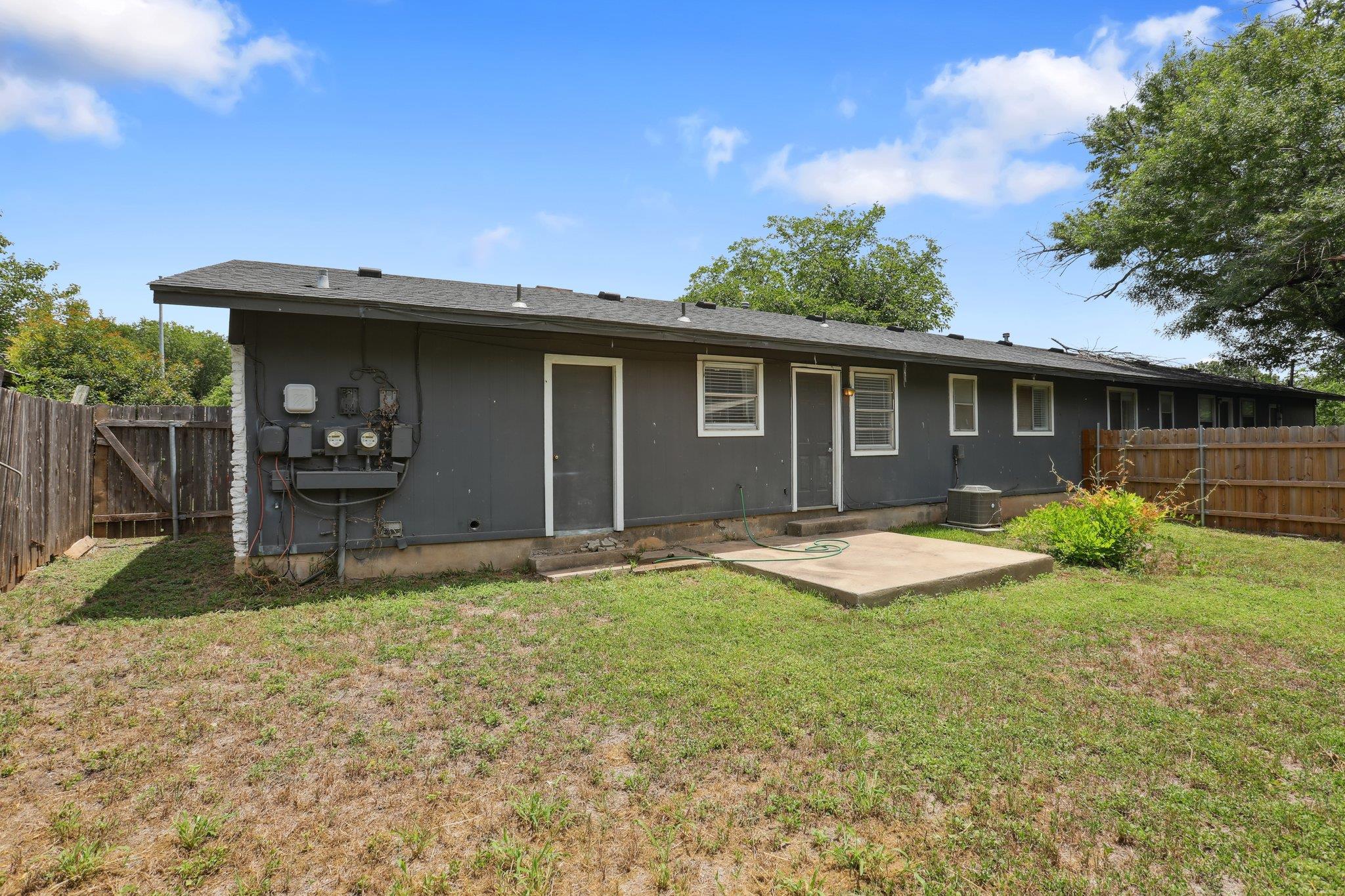 1811 Mearns Meadow Blvd # B, Austin, TX 78758