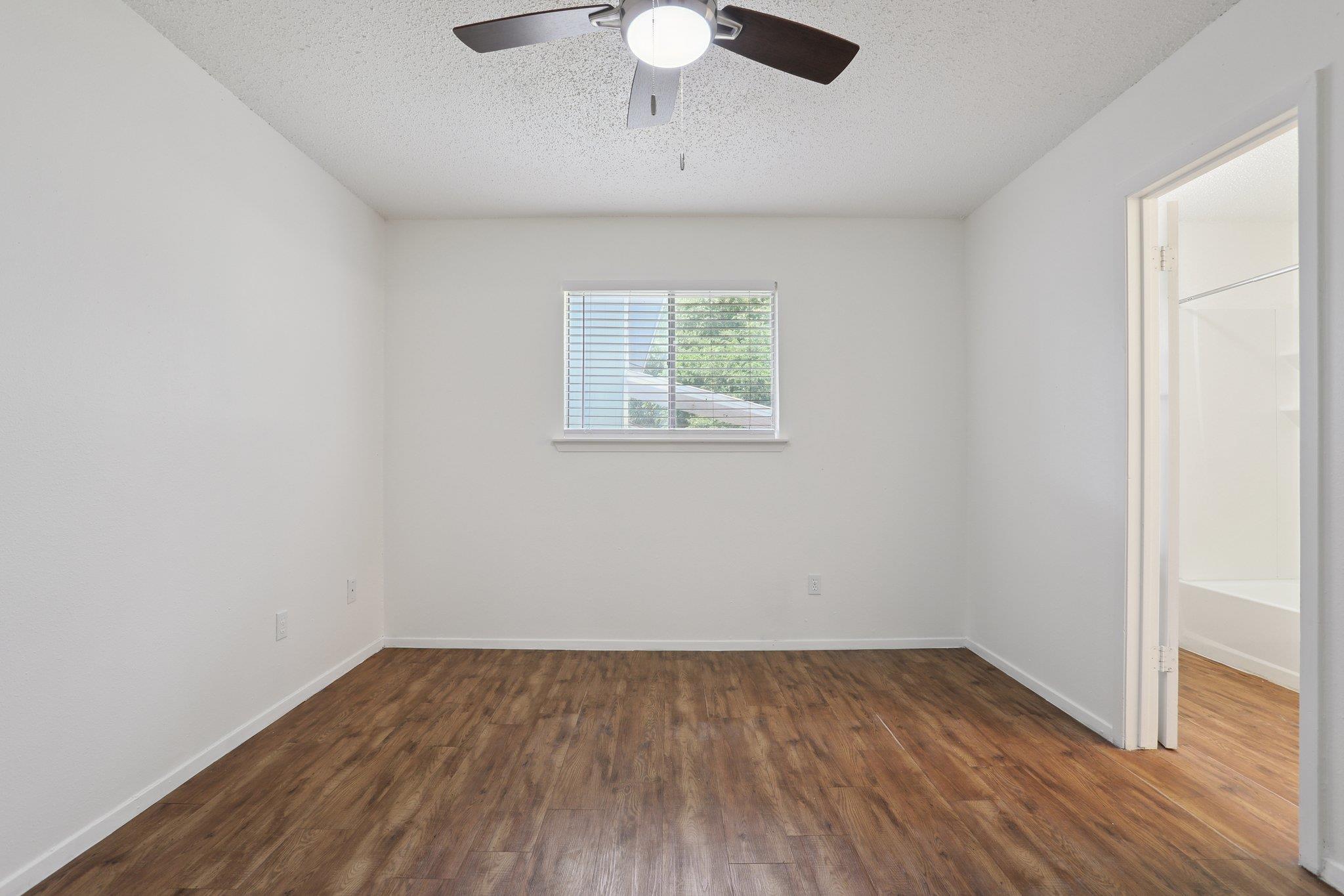 1811 Mearns Meadow Blvd # B, Austin, TX 78758