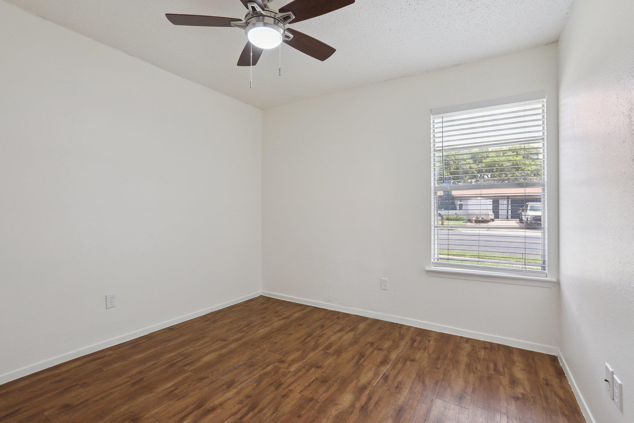 1811 Mearns Meadow Blvd # B, Austin, TX 78758