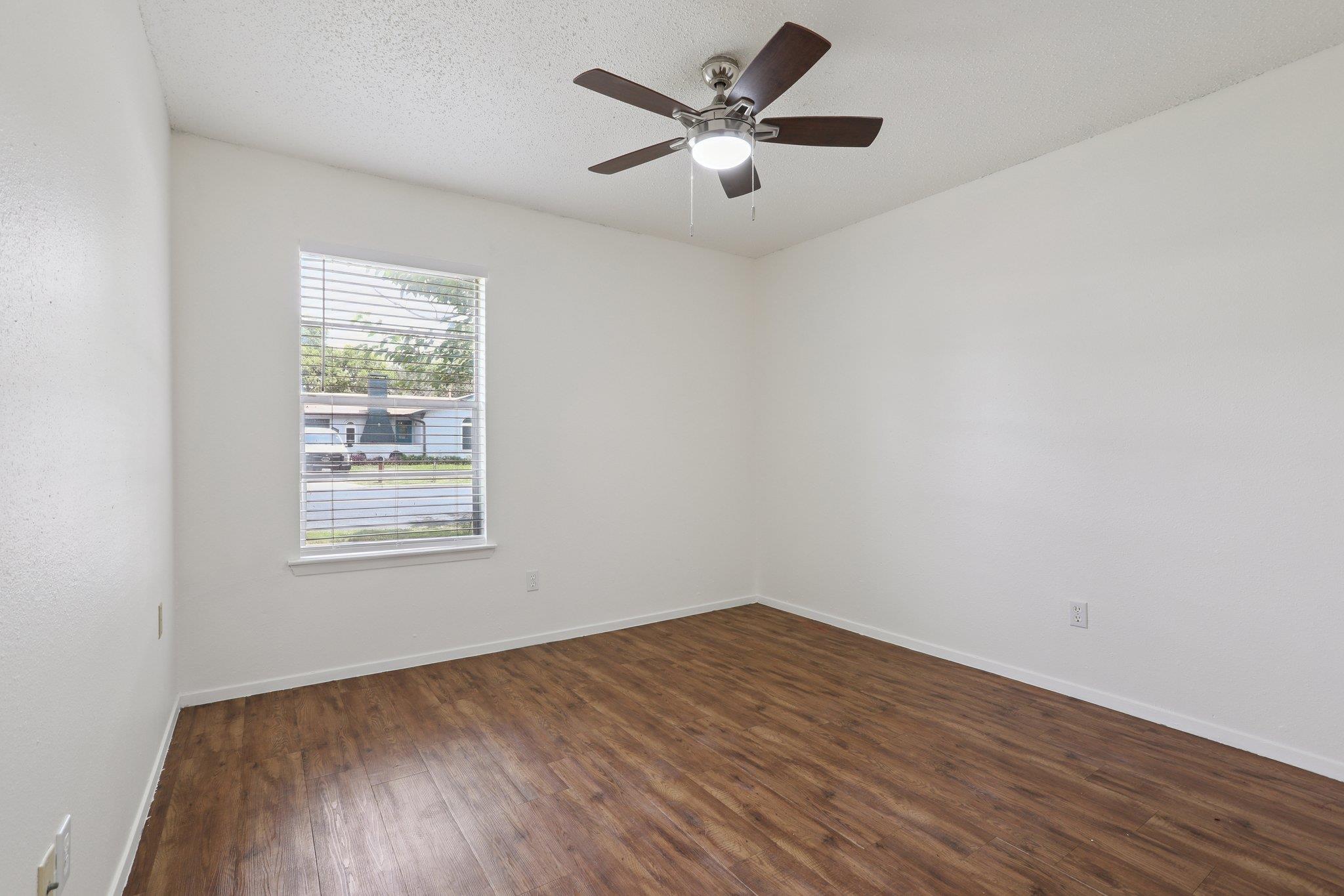 1811 Mearns Meadow Blvd # B, Austin, TX 78758