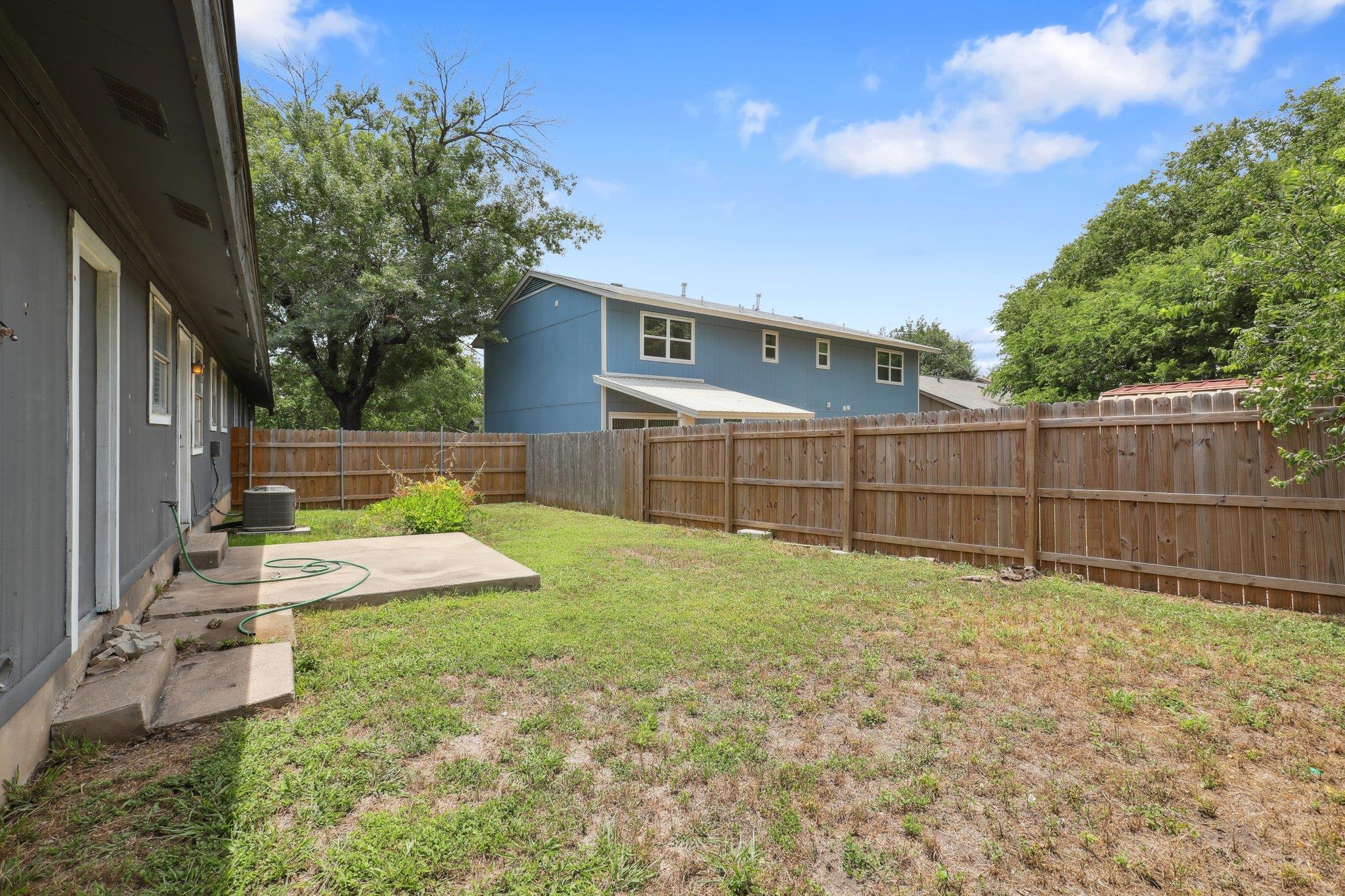 1811 Mearns Meadow Blvd # B, Austin, TX 78758