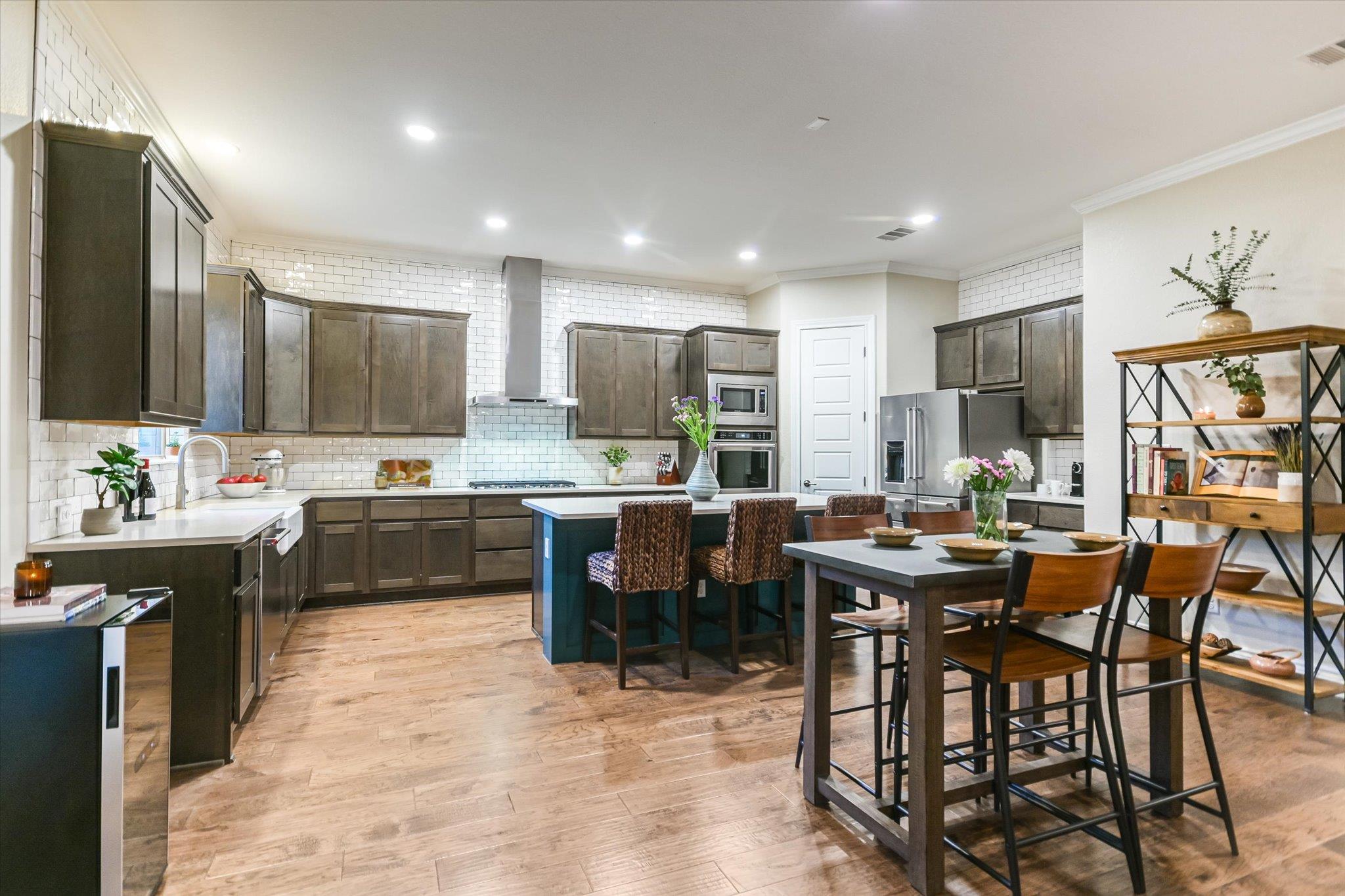 465 Lloyd Ln, Dripping Springs, TX 78620