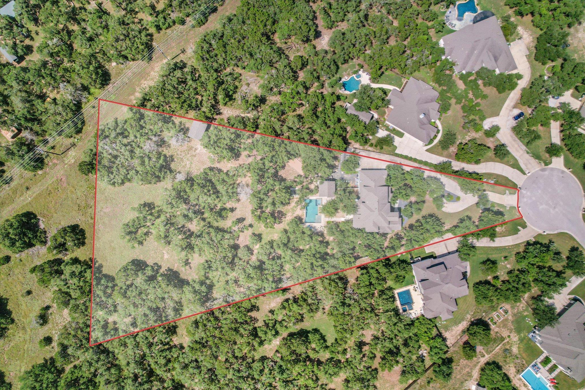 465 Lloyd Ln, Dripping Springs, TX 78620