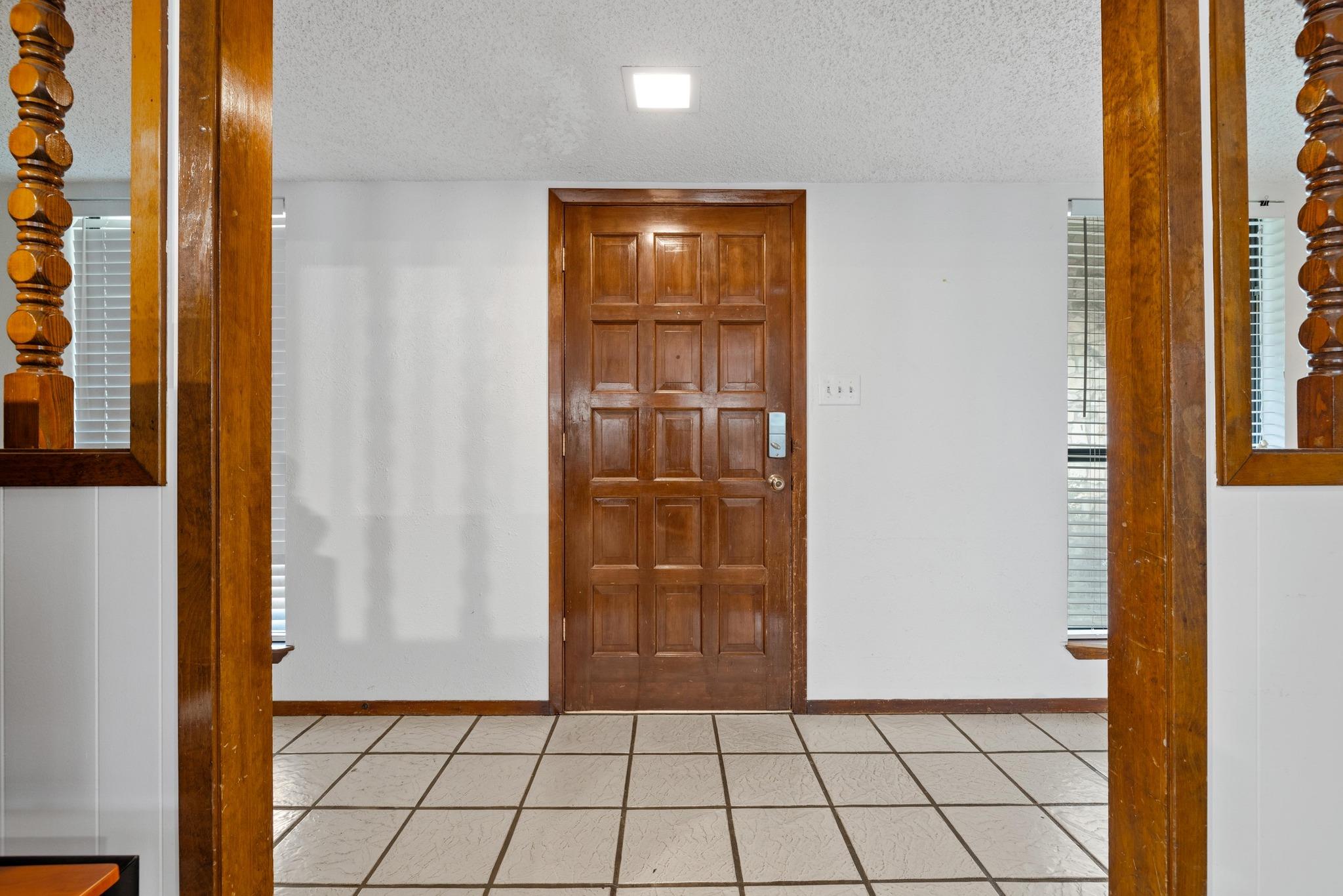 1303 Creekview Dr, Round Rock, TX 78681
