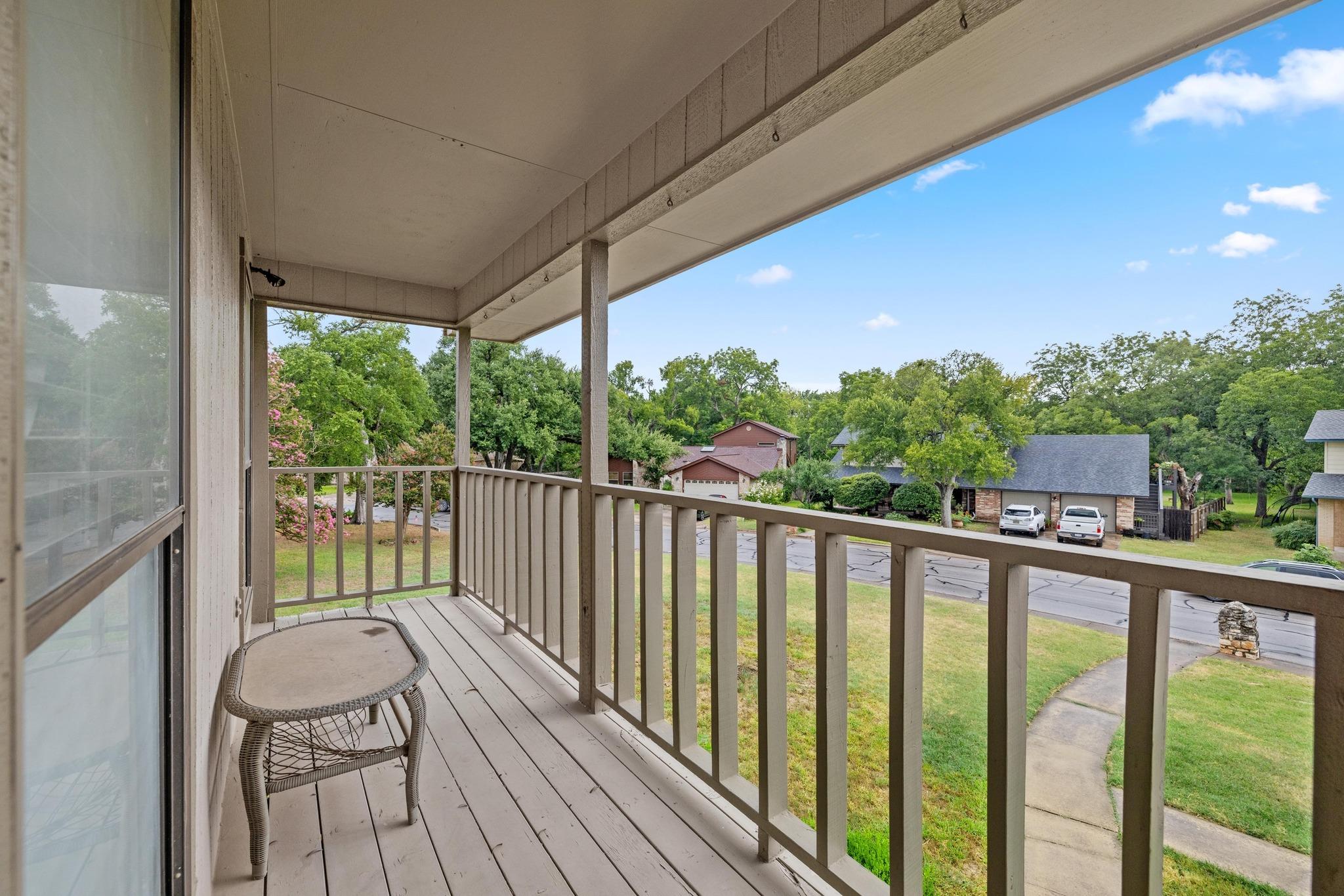 1303 Creekview Dr, Round Rock, TX 78681