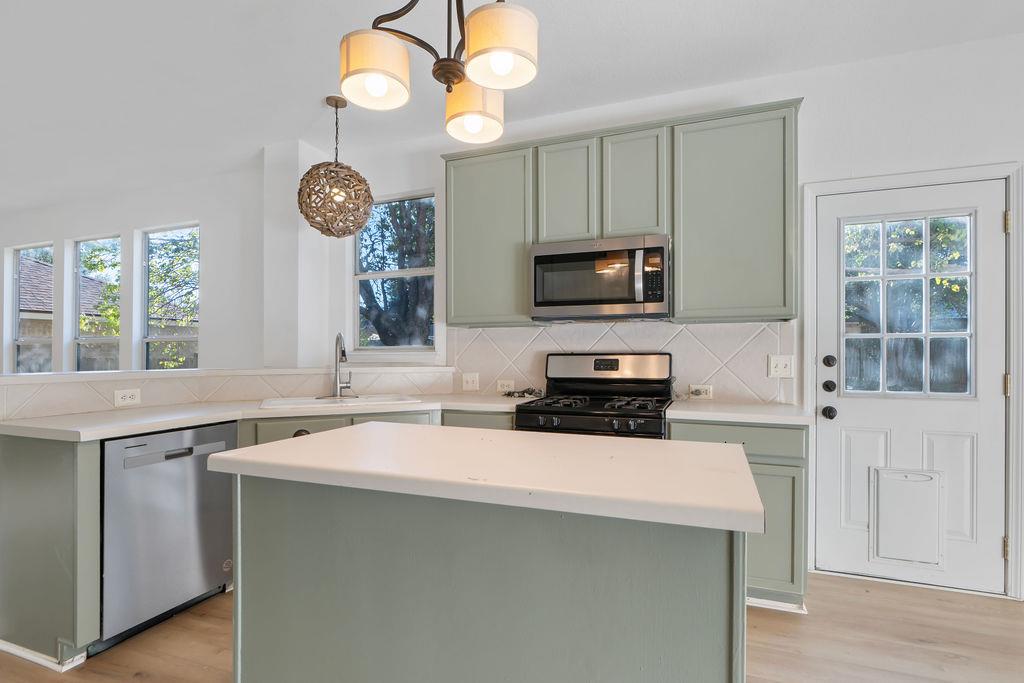 2209 Boneset Trl, Round Rock, TX 78664